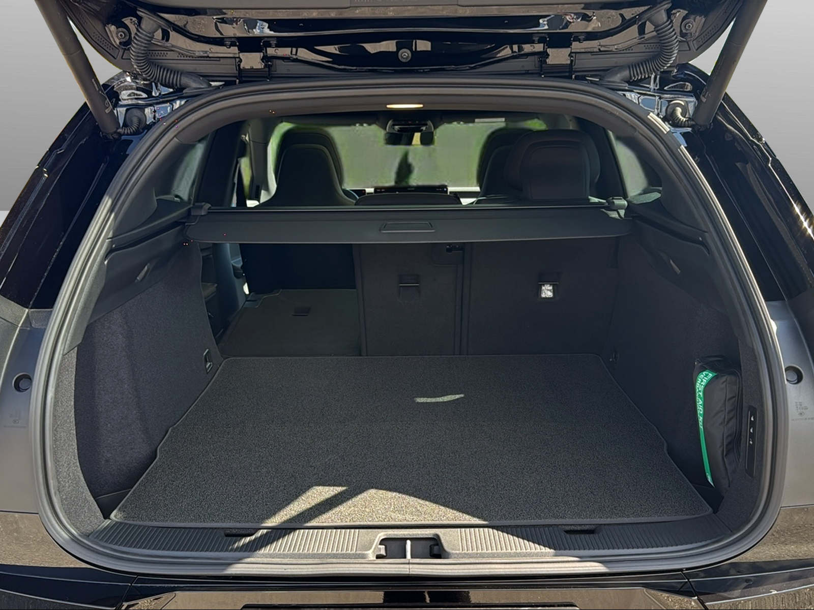 VOLVO EX60 Twin Ultra AWD-image-15
