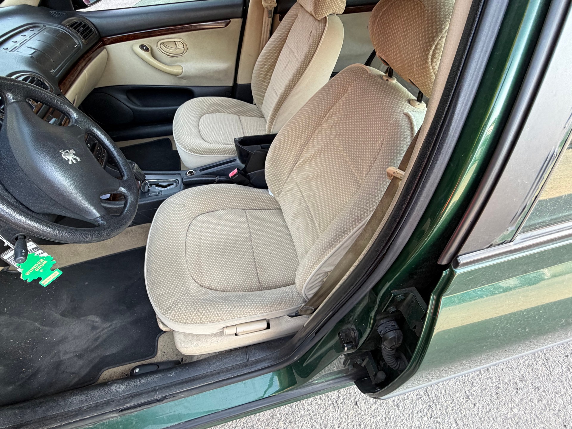 PEUGEOT 406 Break ST 2.0 16V-image-7