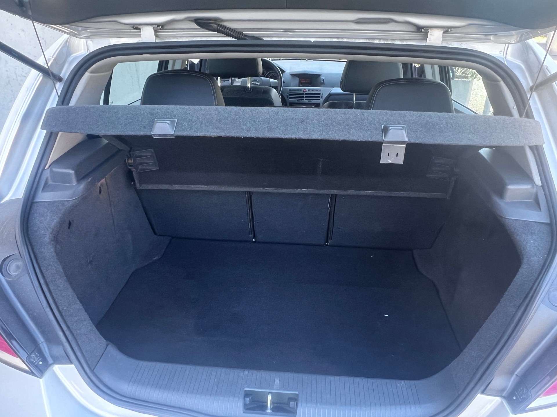 OPEL ASTRA-image-9