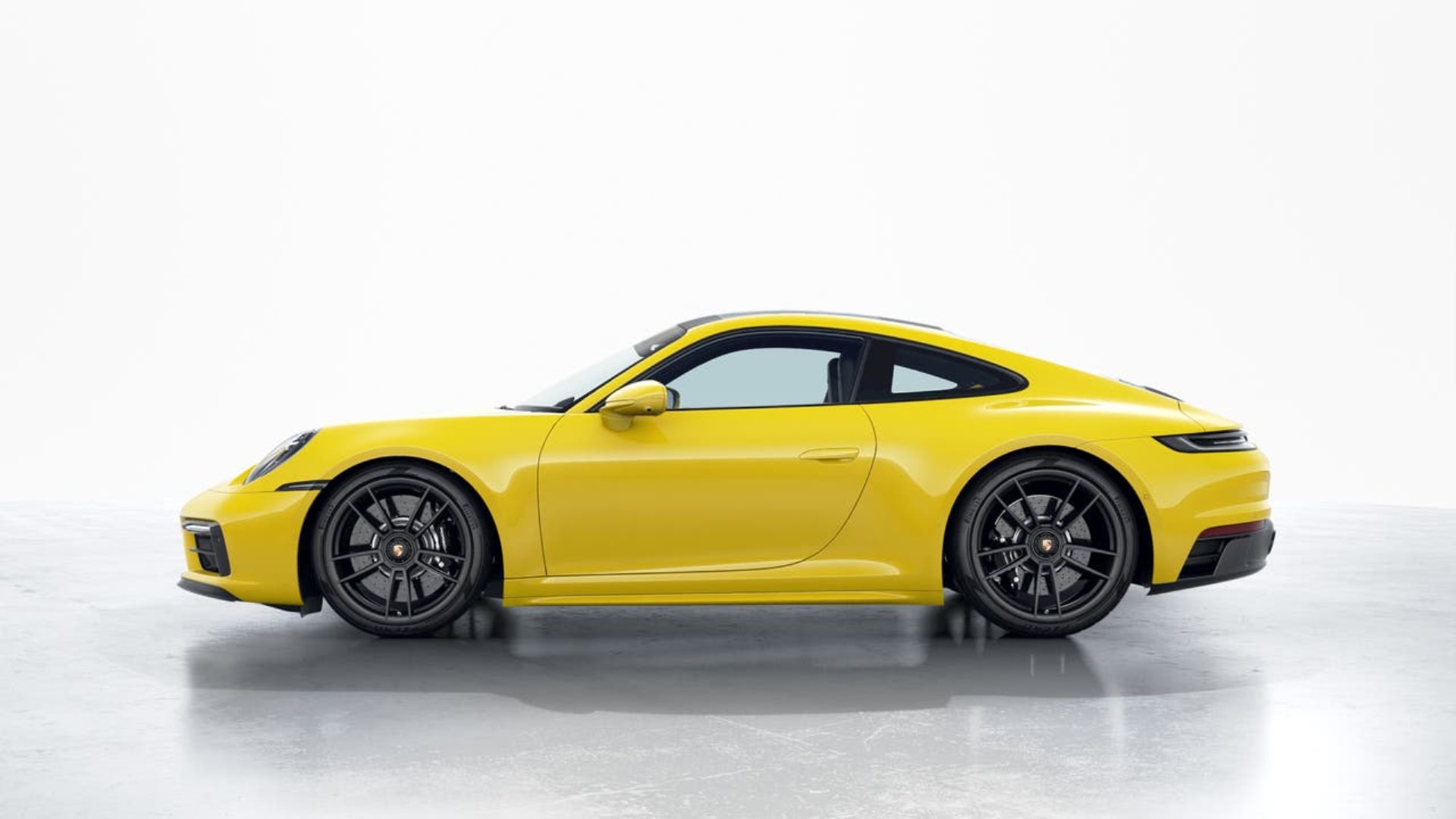 PORSCHE 911 Carrera 4 GTS (MY24)-showroom-element-1