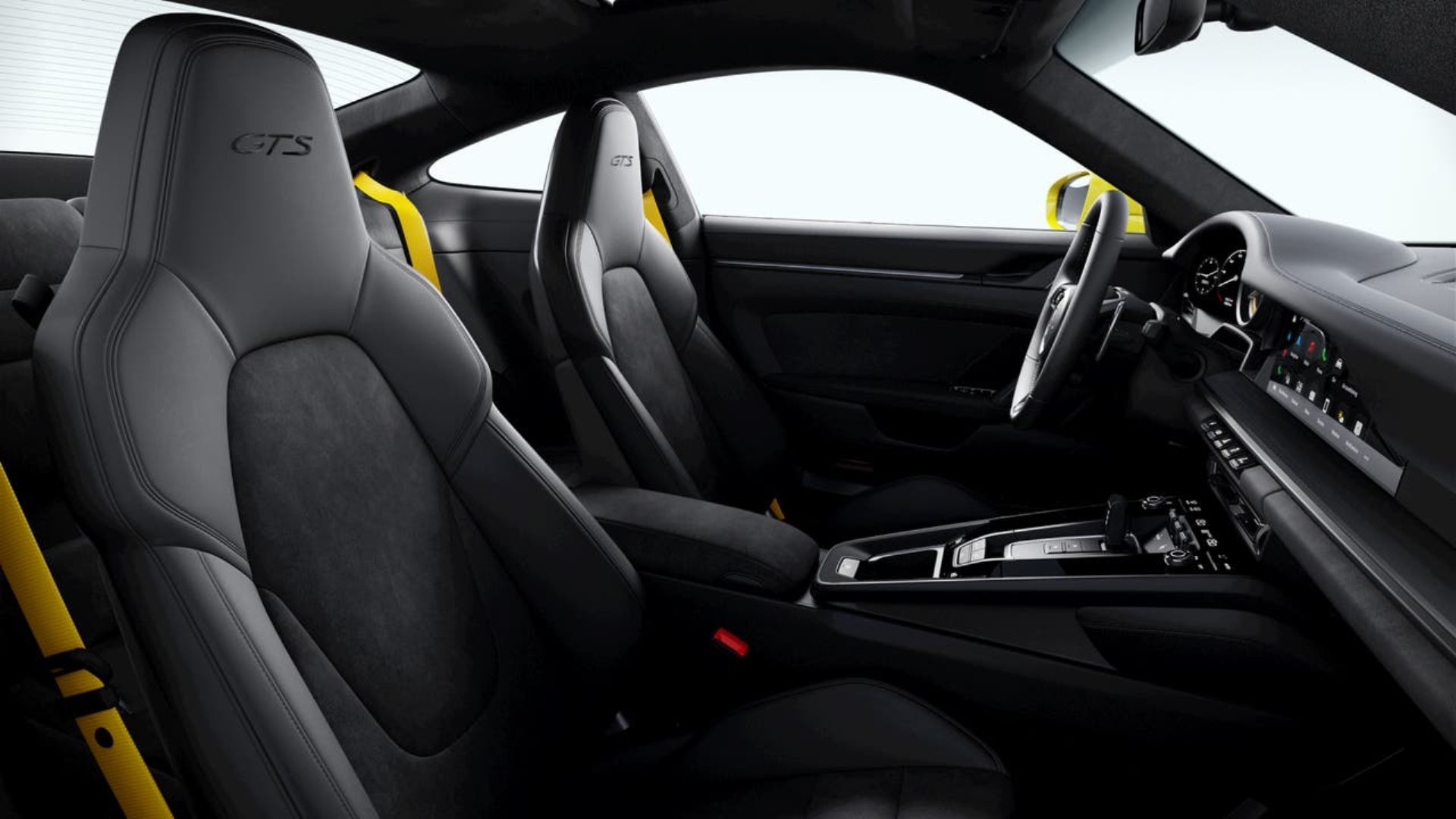 PORSCHE 911 Carrera 4 GTS (MY24)-image-8
