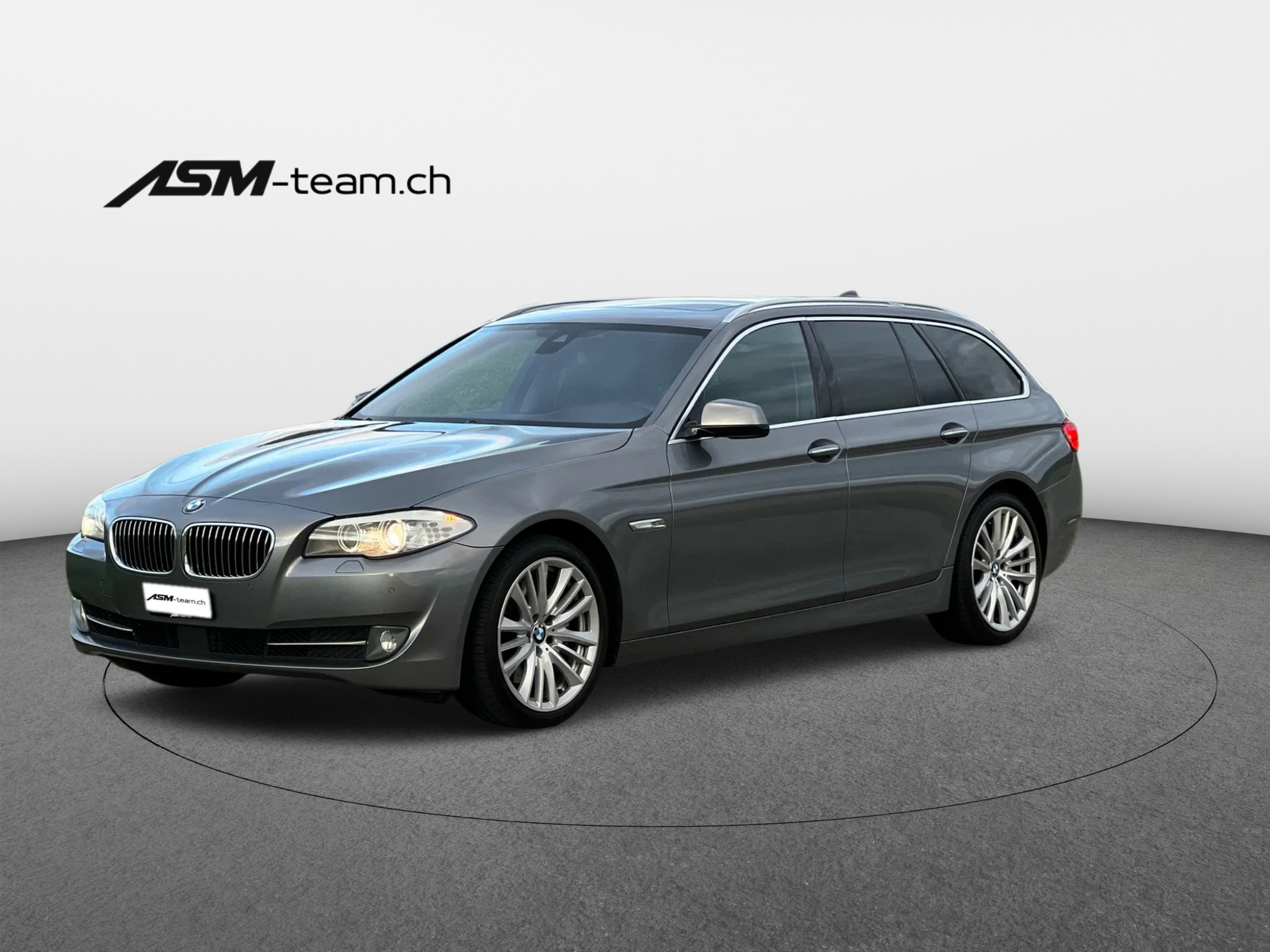 BMW 535d Touring Steptronic | EXPORT | OIL PUMP DEFEKT | MOTOR STARTING-image-0