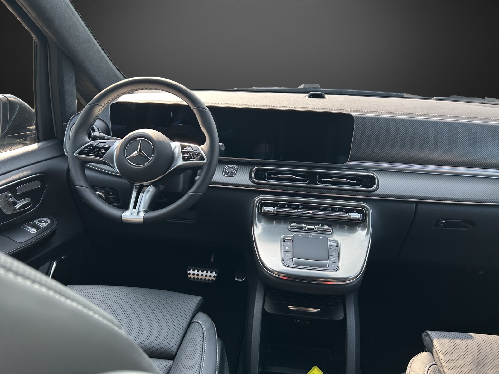 MERCEDES-BENZ V 300 d lang 4Matic Swiss Edition 9G-Tronic-image-8