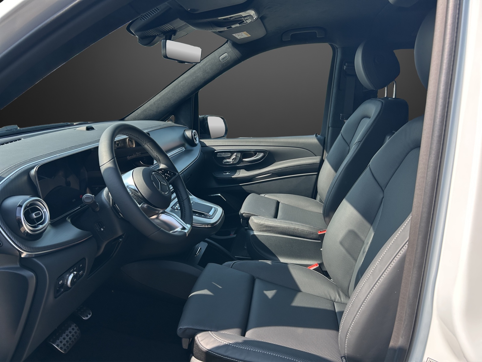 MERCEDES-BENZ V 300 d lang 4Matic Swiss Edition 9G-Tronic-image-9