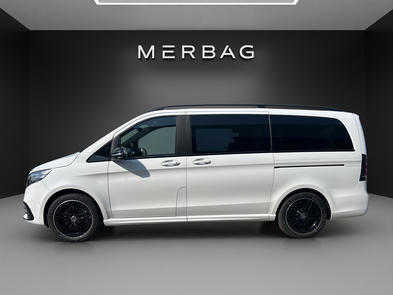 MERCEDES-BENZ V 300 d lang 4Matic Swiss Edition 9G-Tronic-image-2