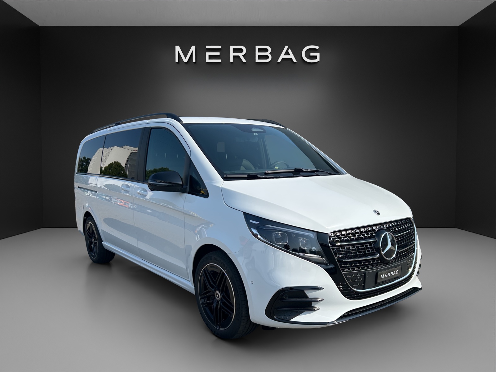MERCEDES-BENZ V 300 d lang 4Matic Swiss Edition 9G-Tronic-image-0