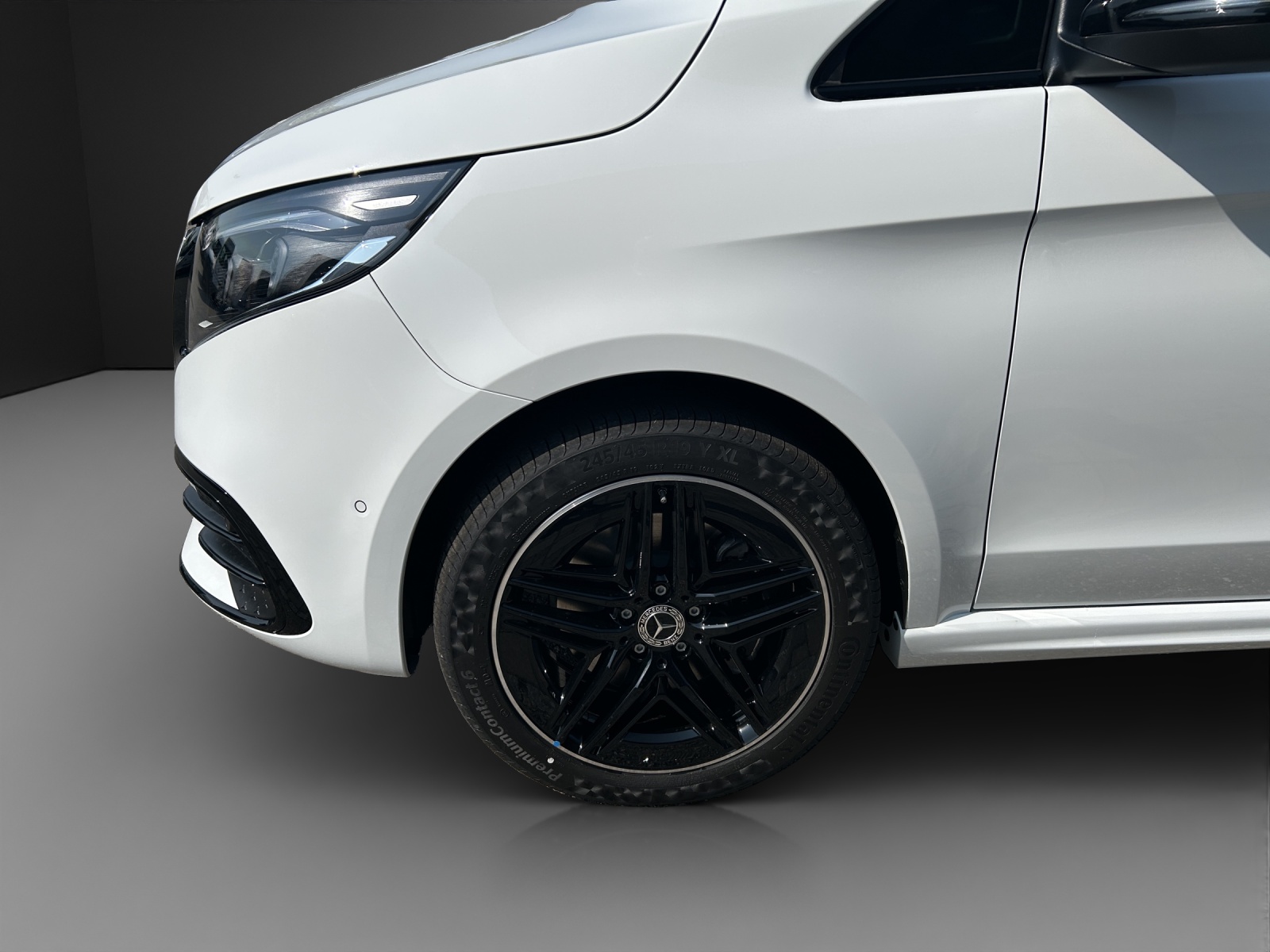 MERCEDES-BENZ V 300 d lang 4Matic Swiss Edition 9G-Tronic-image-12