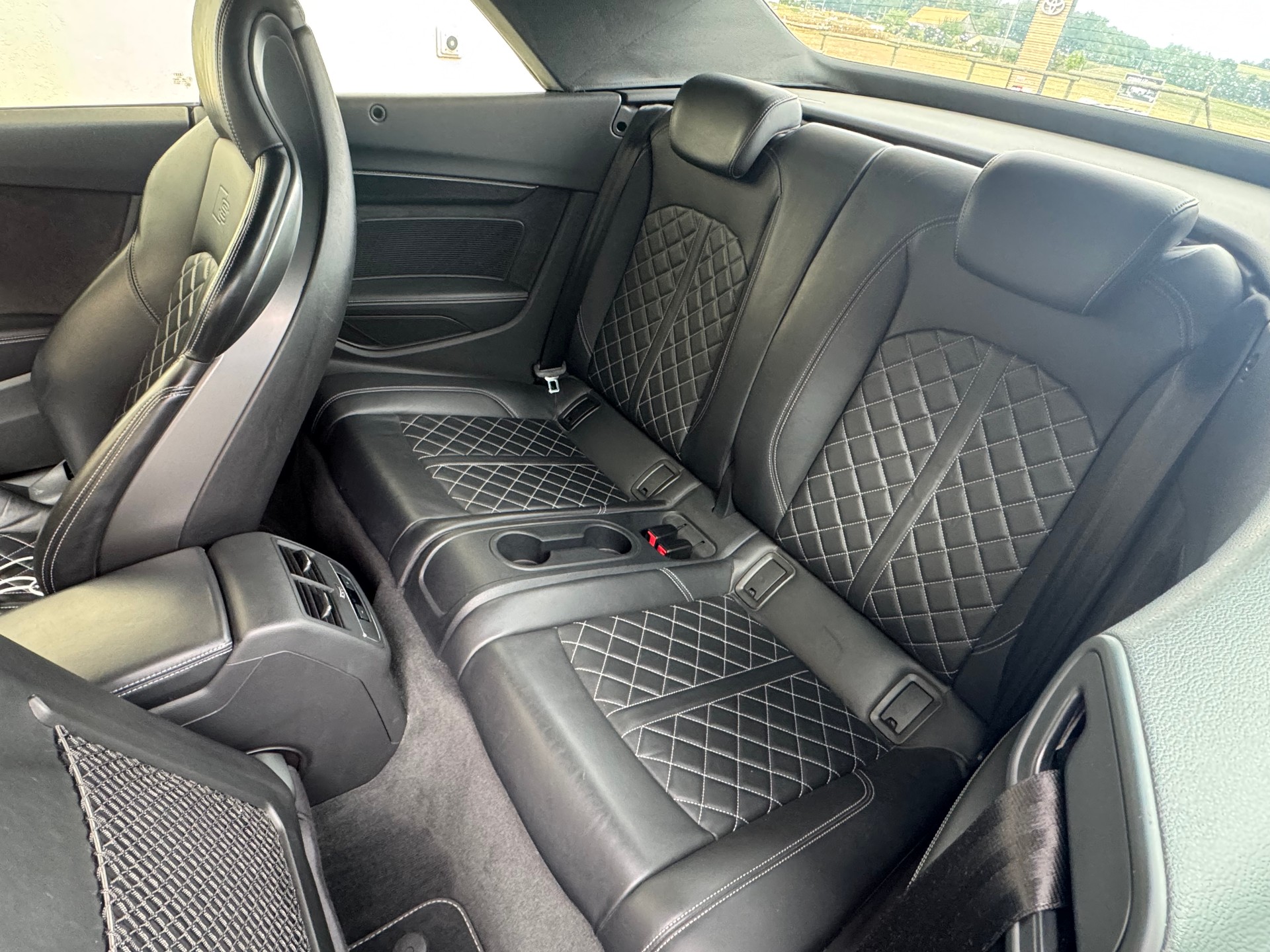 AUDI S5 Cabriolet 3.0 TFSI quattro tiptronic-image-13