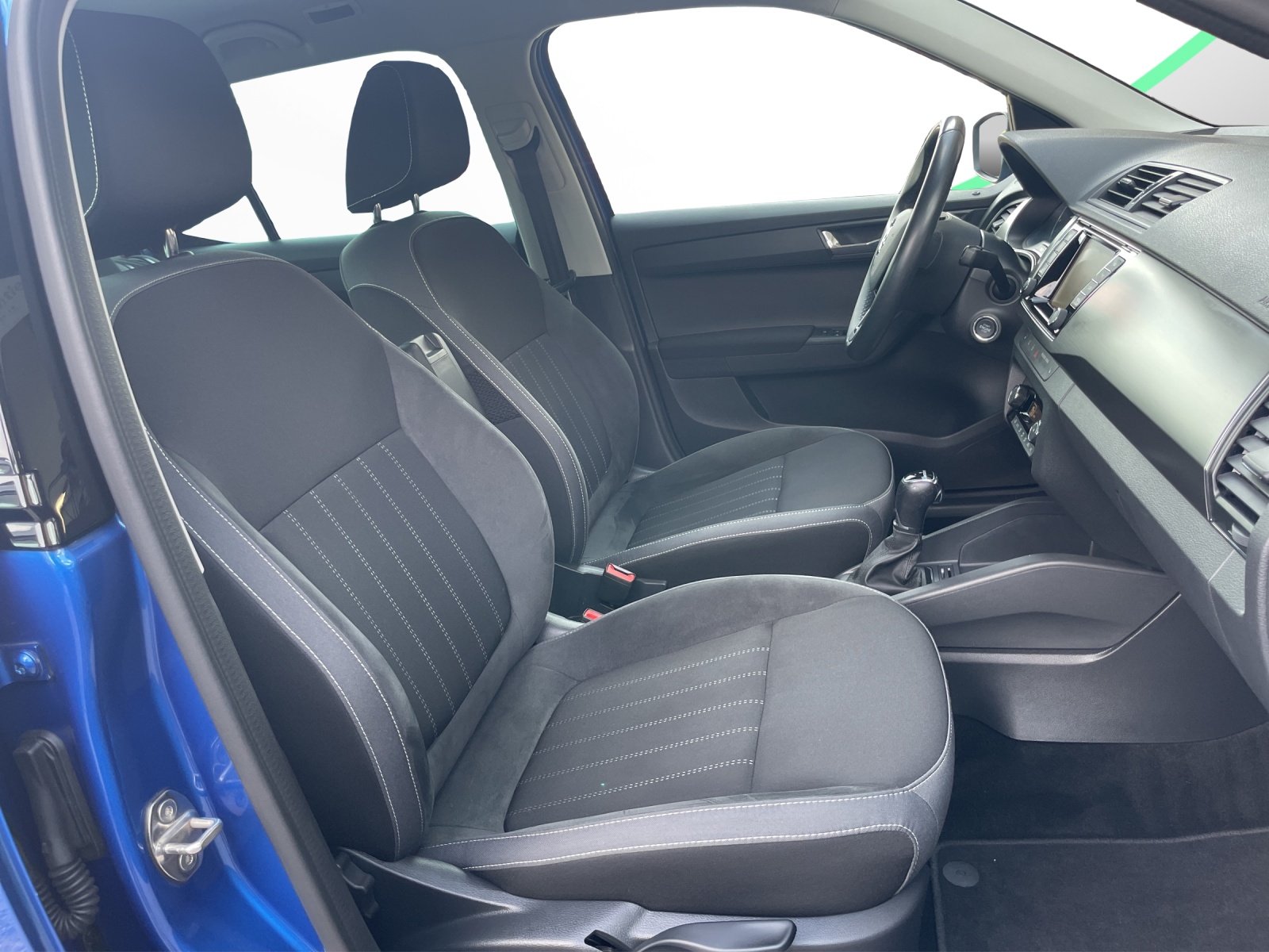 SKODA Fabia 1.0 TSI Style DSG-image-12