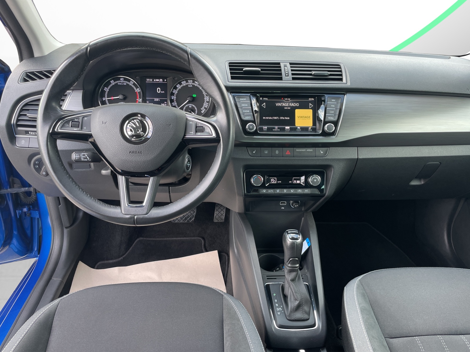 SKODA Fabia 1.0 TSI Style DSG-image-9