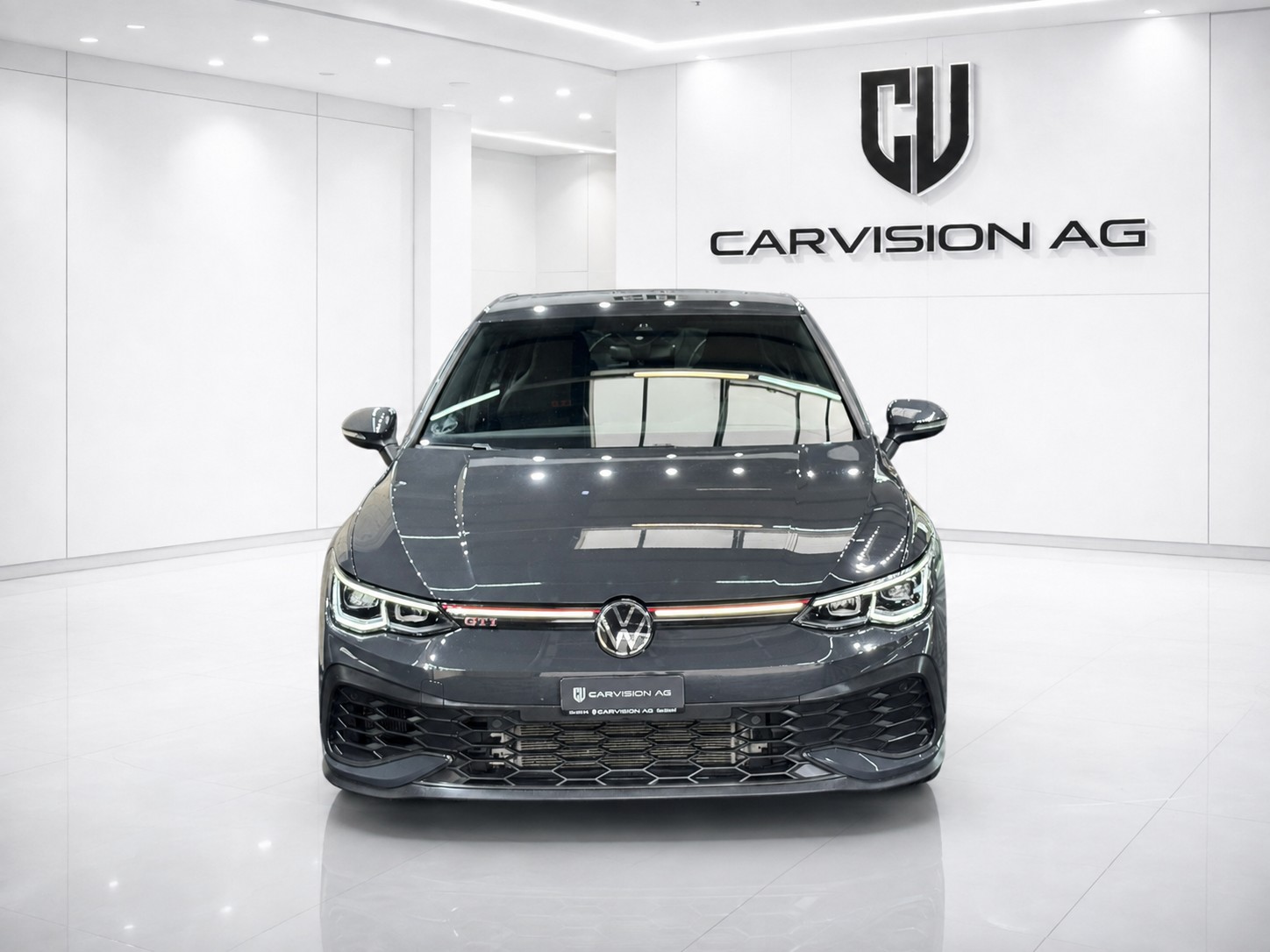VW Golf 2.0 TSI GTI Clubsport DSG *Uranograu *-image-1