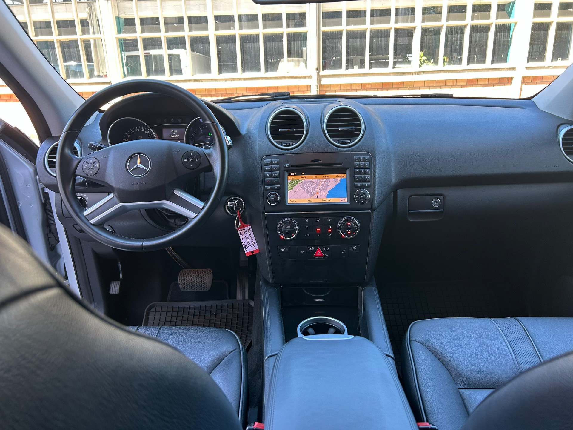 MERCEDES-BENZ ML 350 CDI-image-14