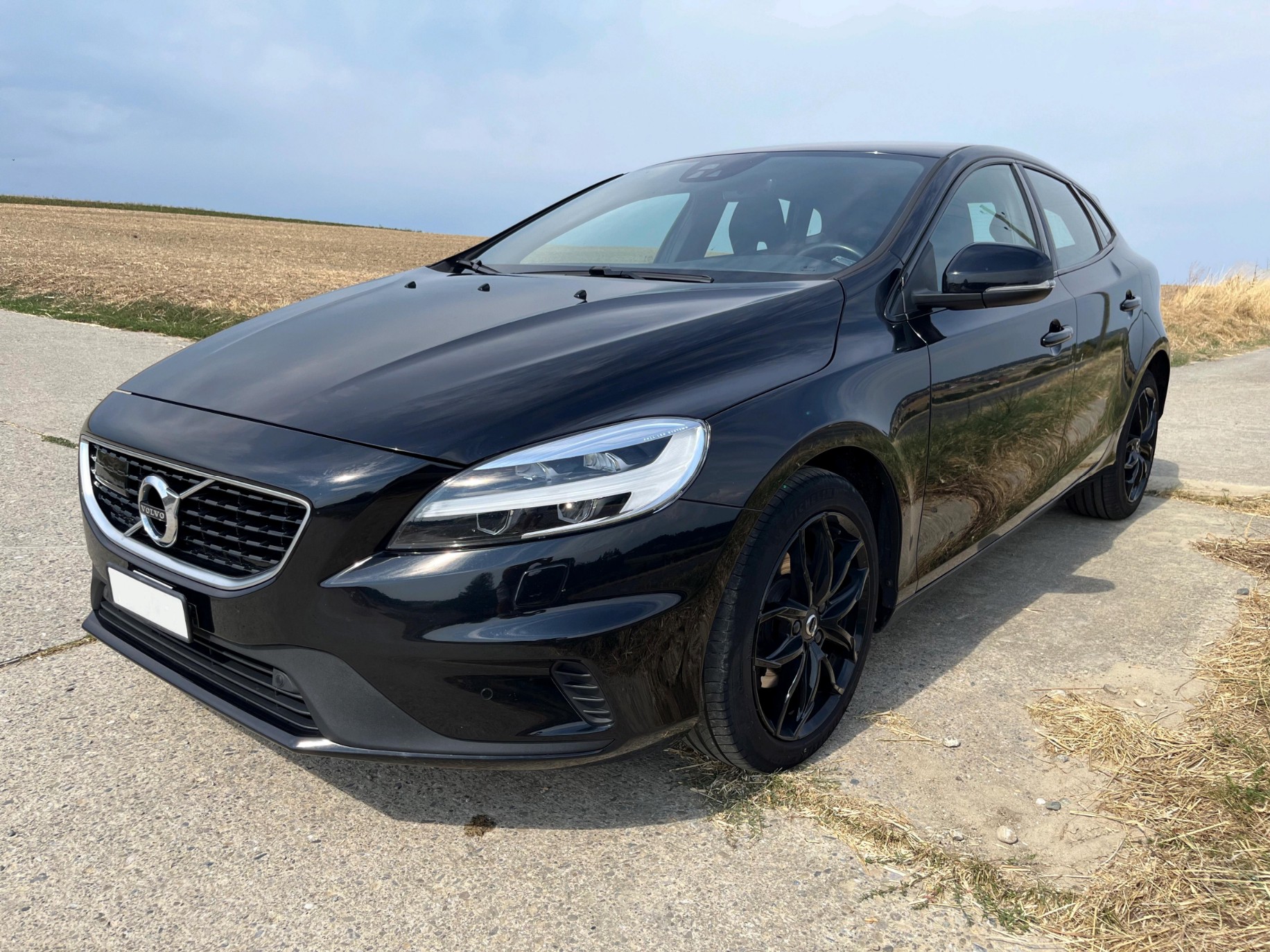 VOLVO 2.0 T3 R-Design S/S-image-0