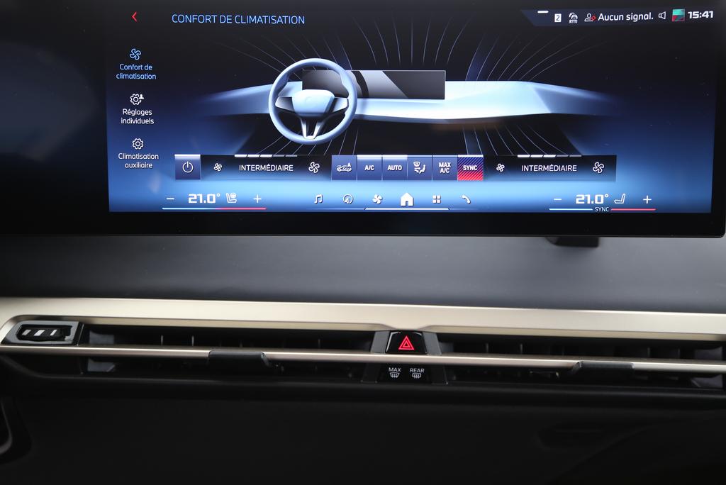 BMW iX M60-image-10