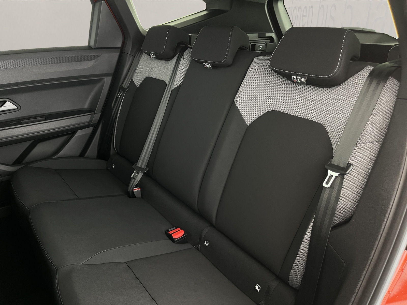 DACIA Bigster 1.2 Hybrid Journey 4WD-image-16