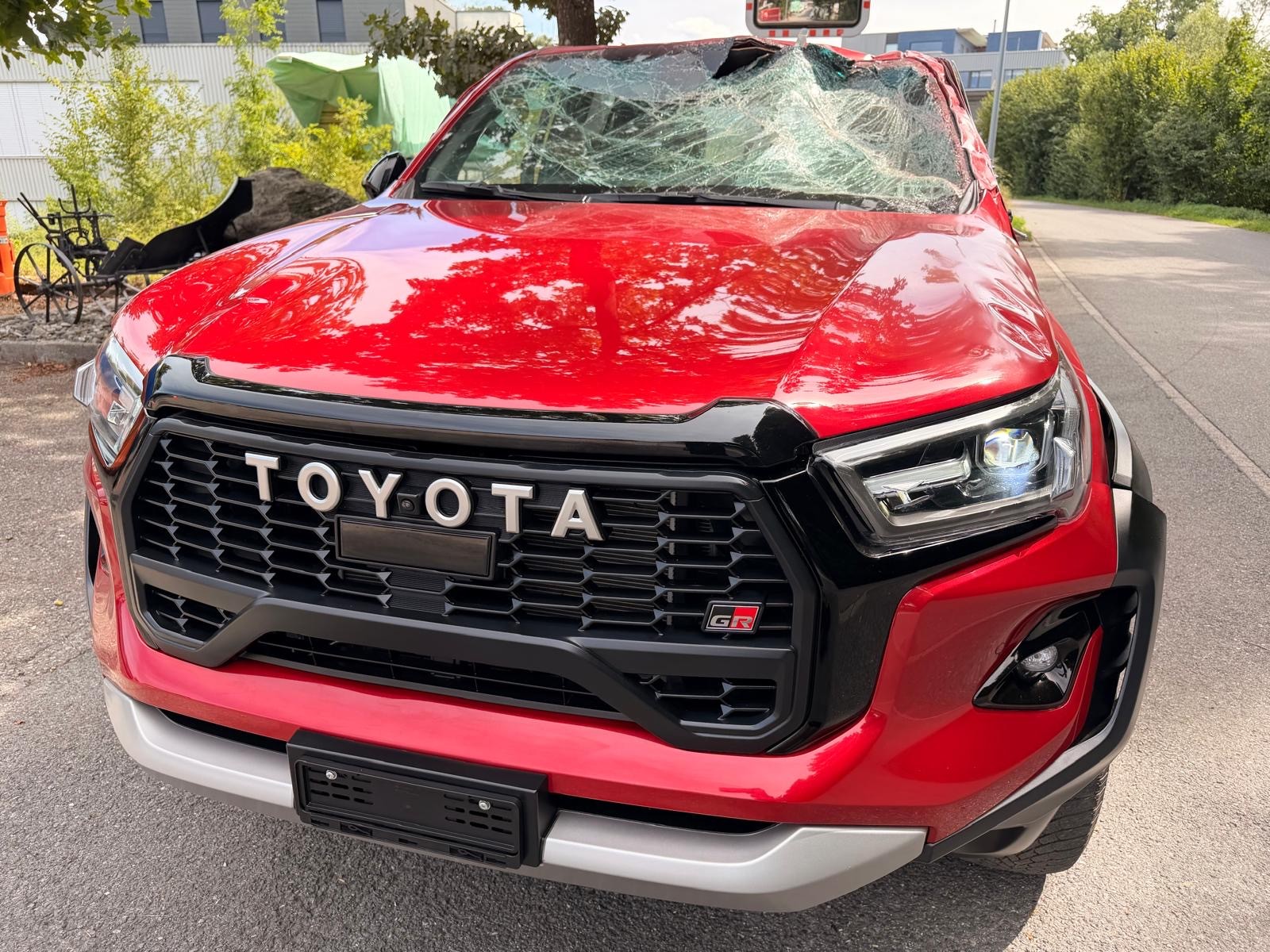 TOYOTA Hilux 2.8d GR Sport II Double Cab 4x4 A-image-6