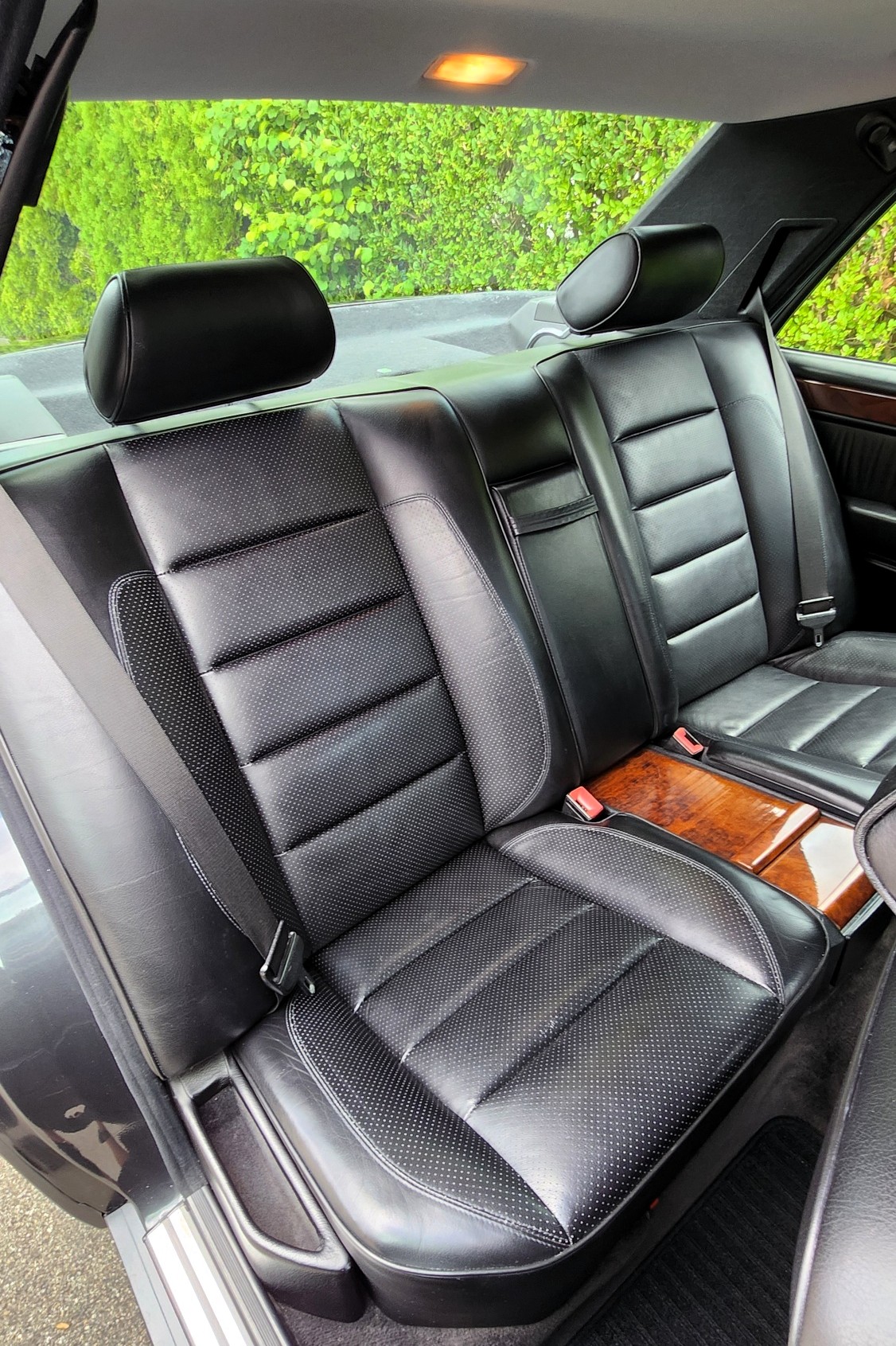 MERCEDES-BENZ 500 E Automatic-image-12