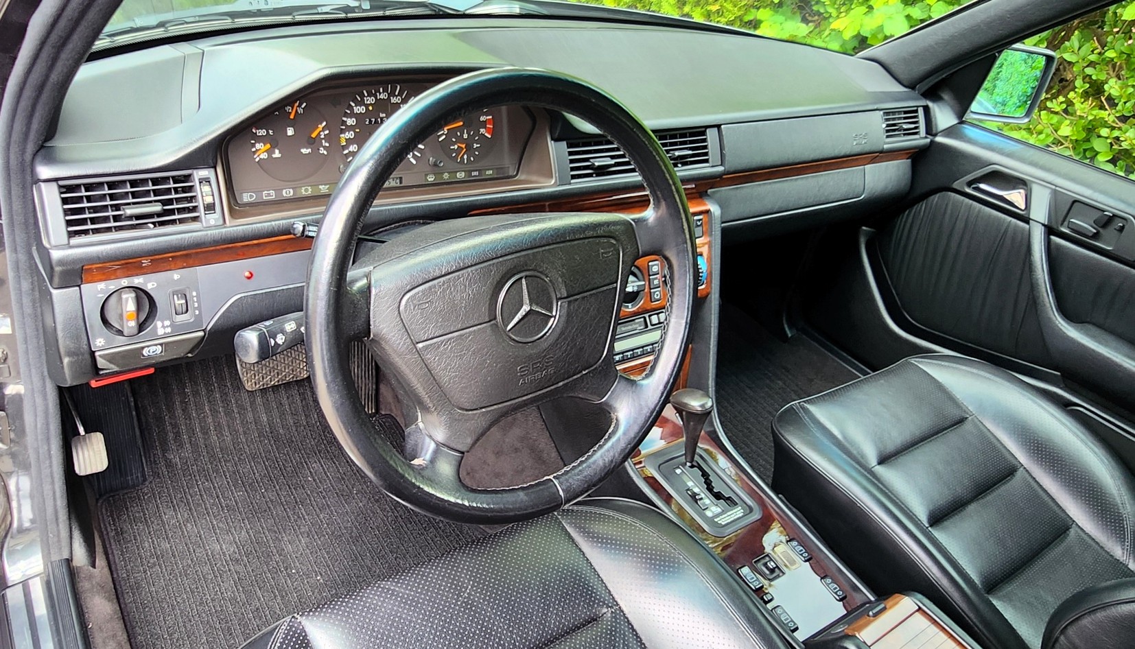 MERCEDES-BENZ 500 E Automatic-image-8