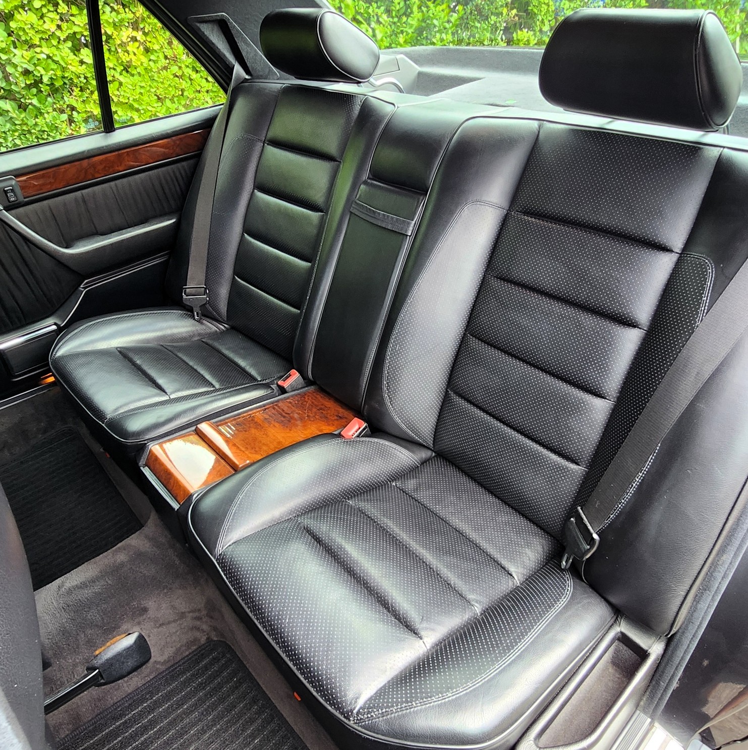 MERCEDES-BENZ 500 E Automatic-image-11