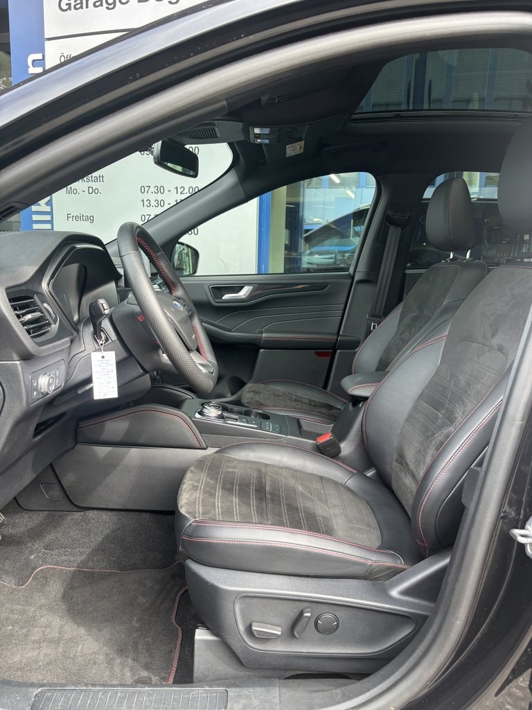 FORD Kuga 2.5 Plug-in Hybrid ST-Line X-image-3