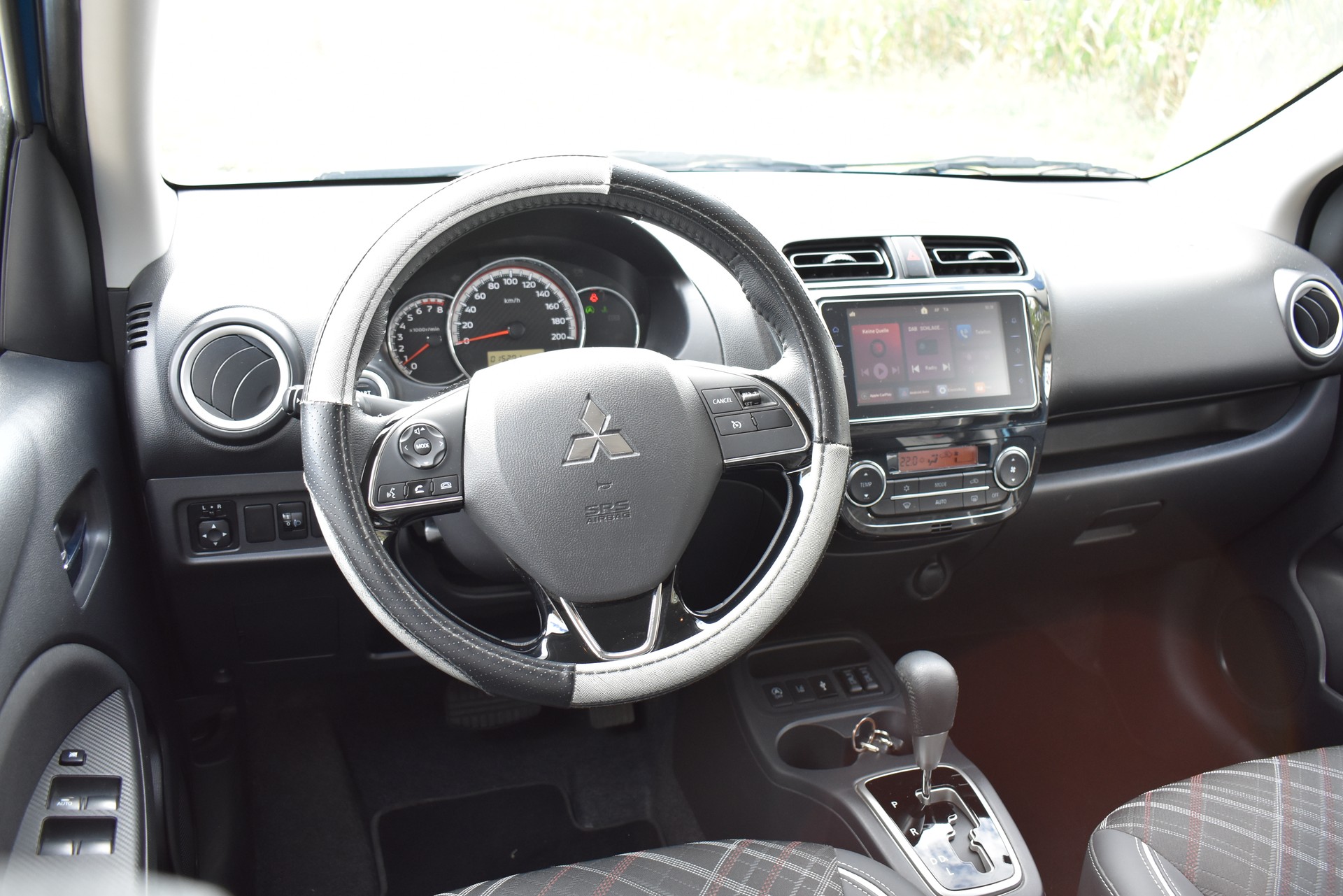 MITSUBISHI Space Star 1.2 CVT Intense+-image-9