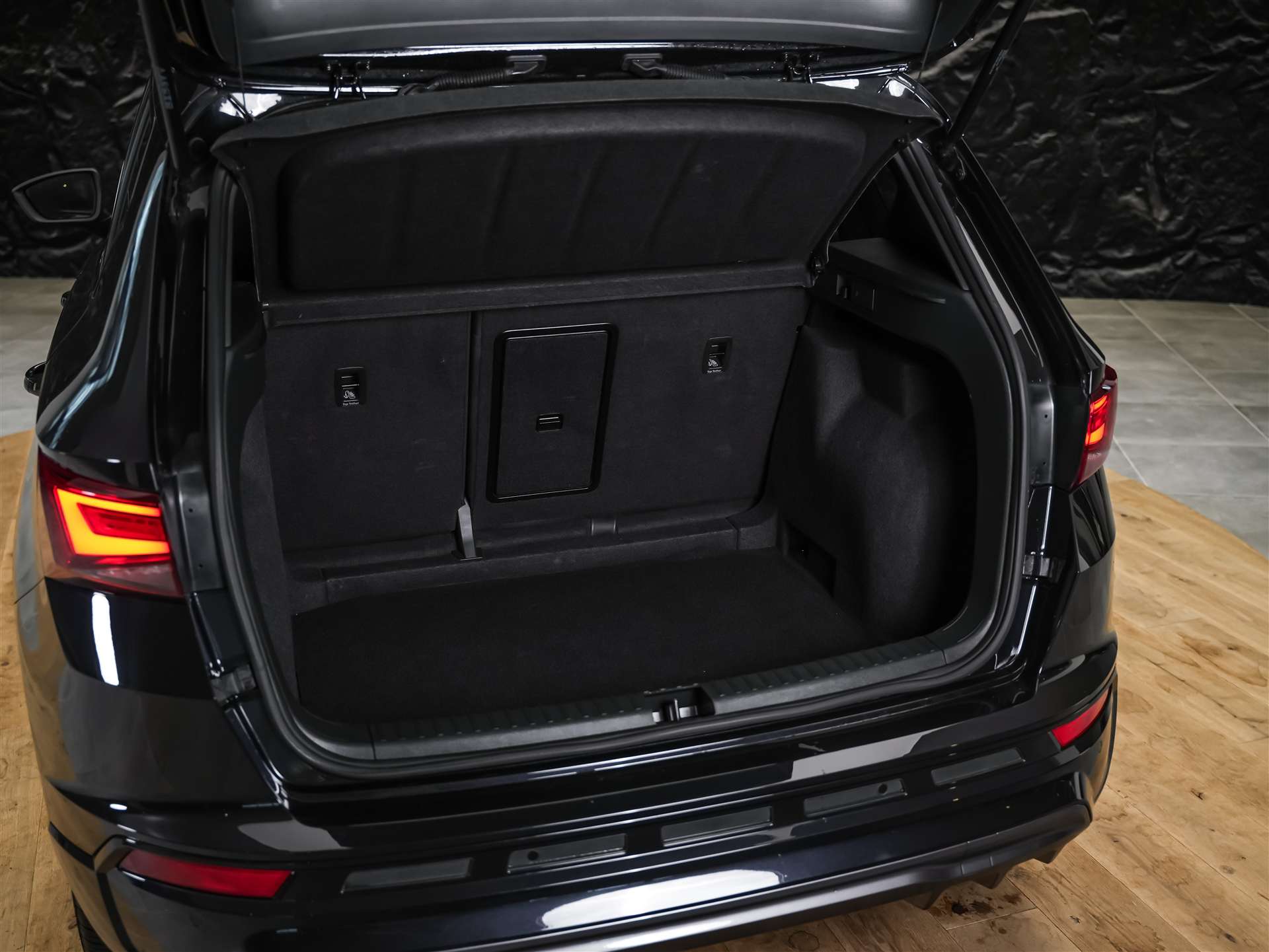 CUPRA Ateca 1.5TSI DSG *Werksgarantie*Lenkradheizung*LED Scheinwerfer*-image-37