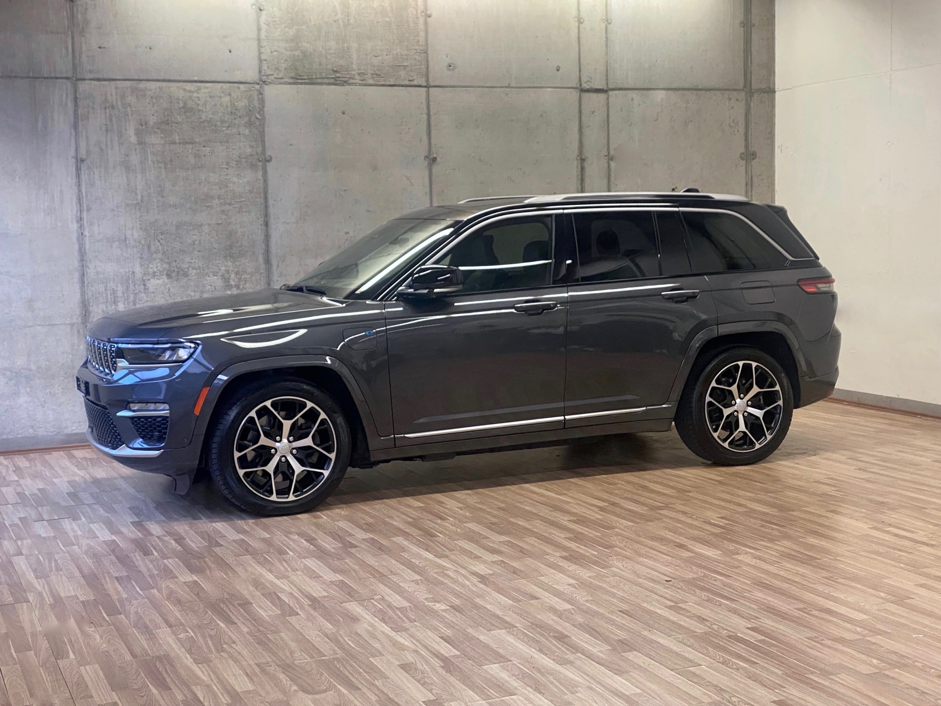 JEEP Grand Cherokee 2.0 *Plug-in-Hybrid*Swiss*Summit*Reserve*4xe*-image-0