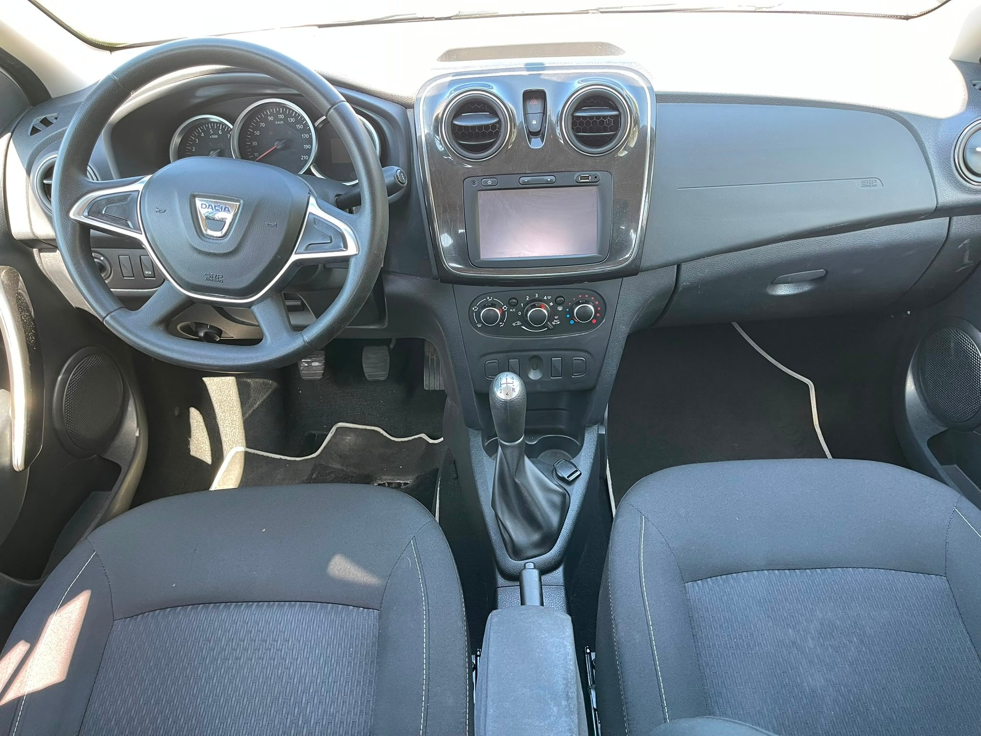DACIA Sandero 0.9 Lauréate-image-6