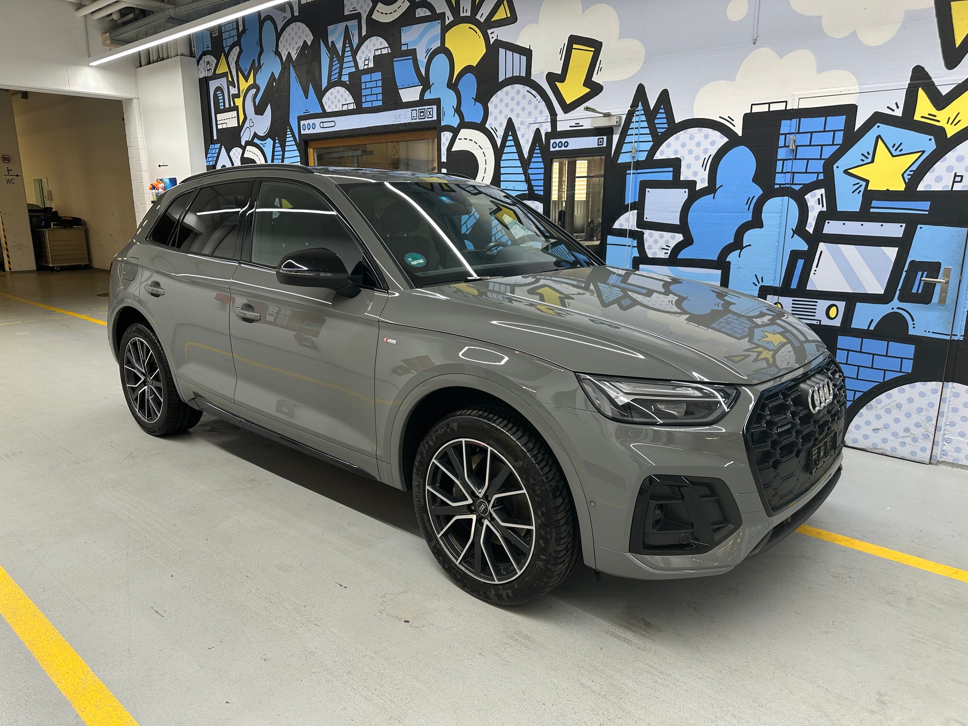 AUDI Q5 Sportback 40 TDI S line quattro S-tronic-image-0