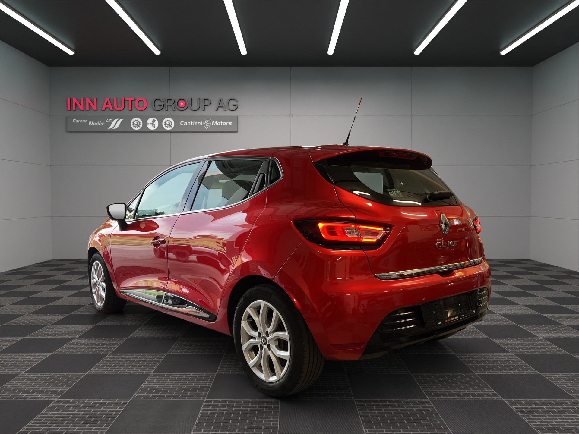 RENAULT Clio 0.9 12V Intens-image-3