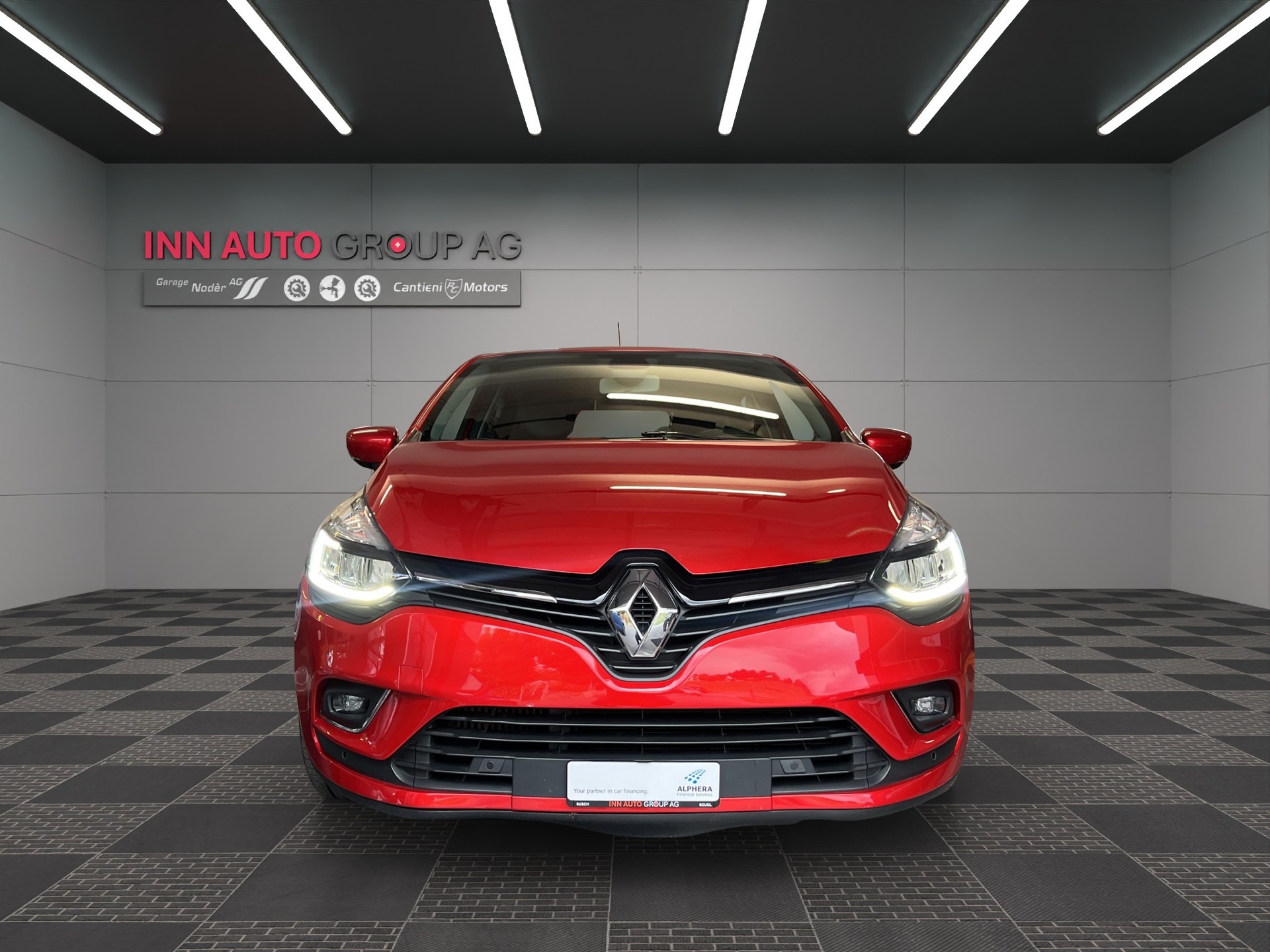 RENAULT Clio 0.9 12V Intens-image-1