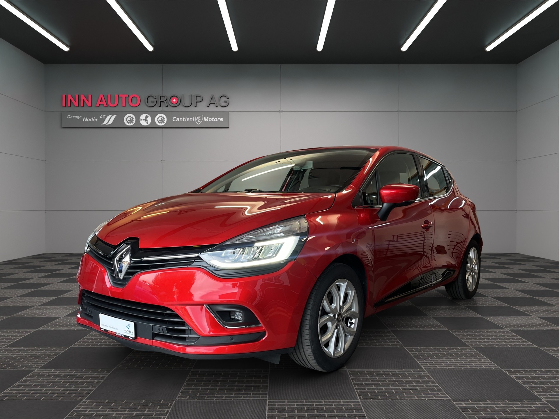 RENAULT Clio 0.9 12V Intens-image-0
