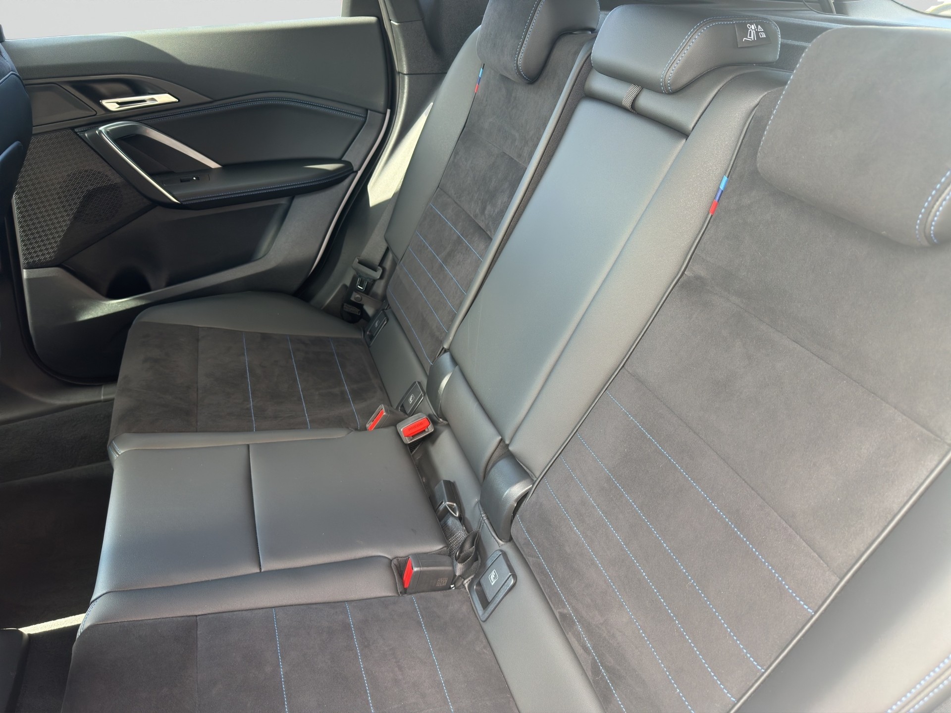 BMW X1 xDrive 23d 48V M Sport Shadow Line-image-7