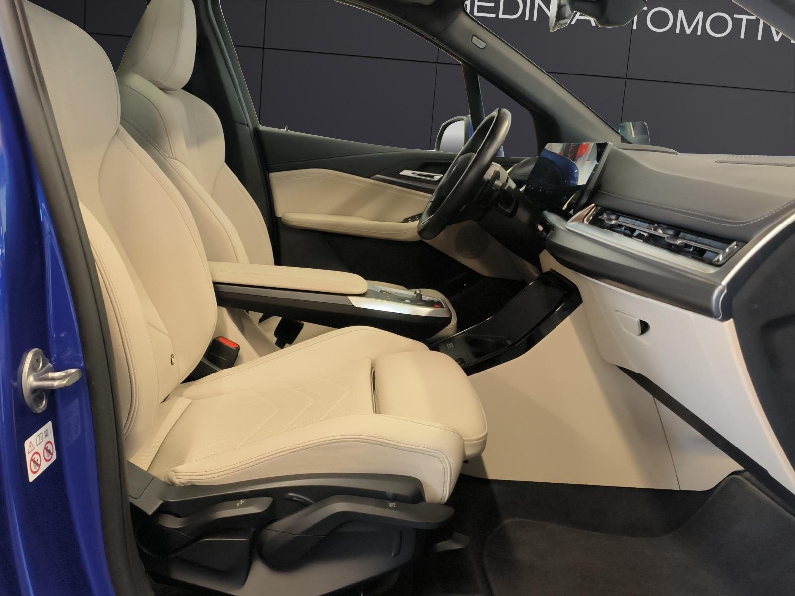 BMW 2er Reihe U06 Active Tourer 225e xDrive paddles-image-14