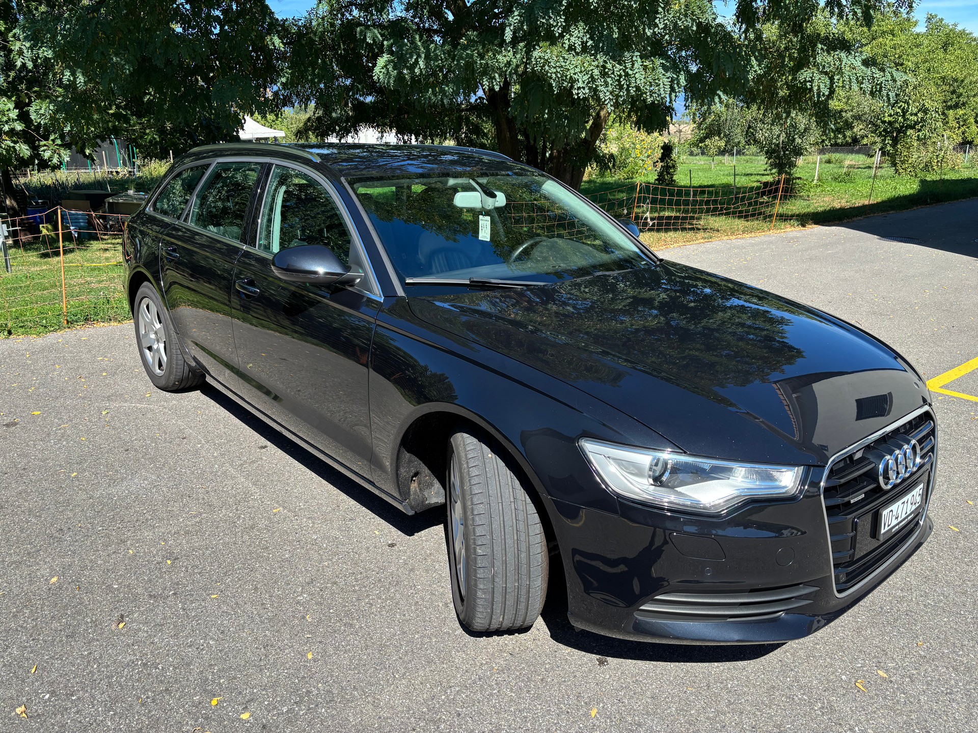 AUDI 3.0 V6 TDI 245 quattro S-Tr.-image-2