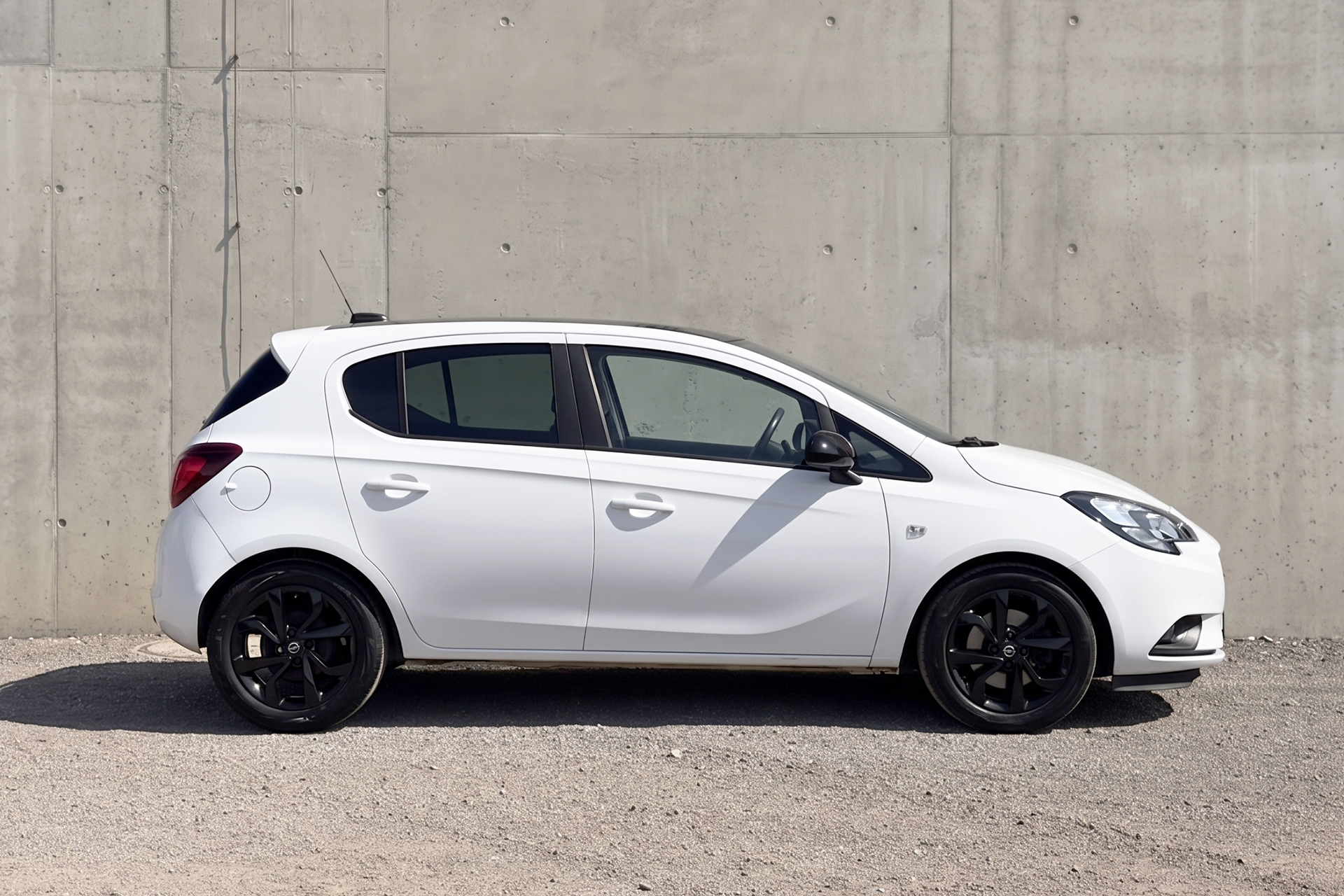 OPEL 1.0 Turbo eTEC Black Ed. S/S-image-1