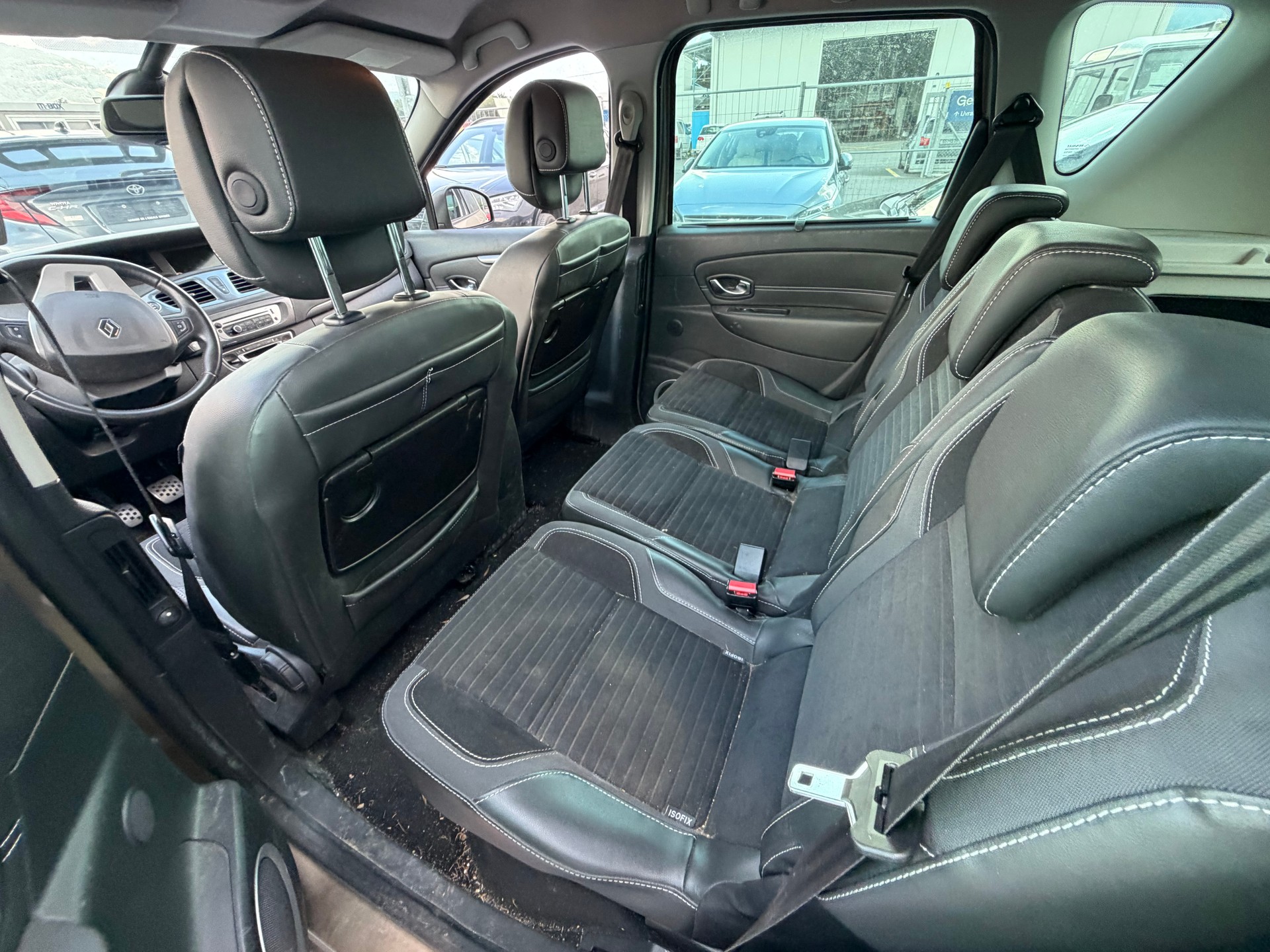 RENAULT Scénic Xmod 1.2 16V Turbo Privilège-image-9