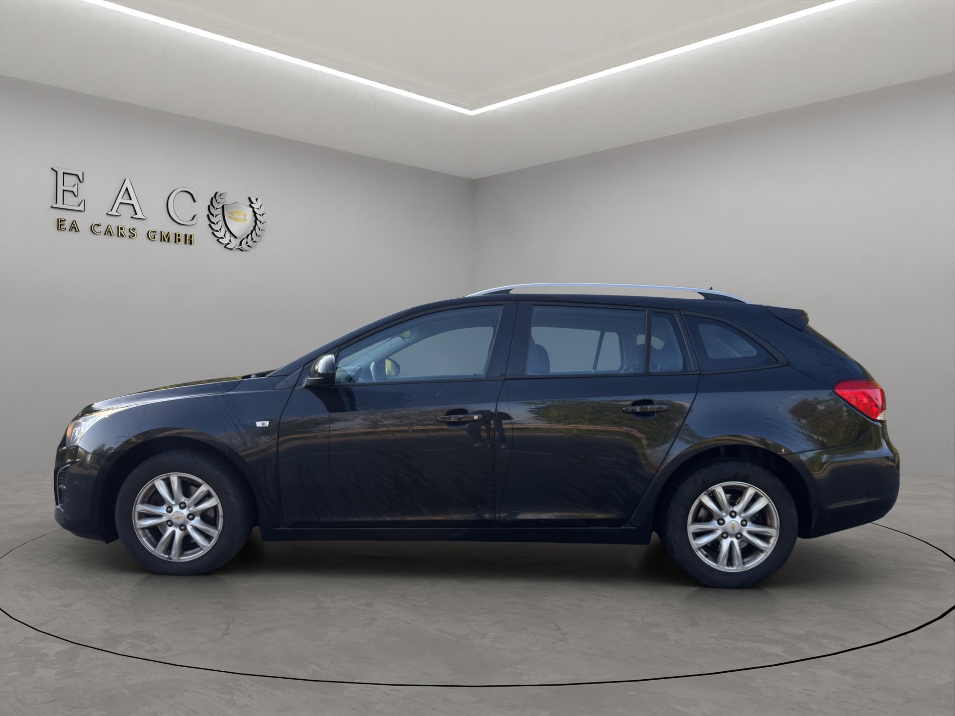 CHEVROLET Cruze 2.0 VCDi LT-image-1