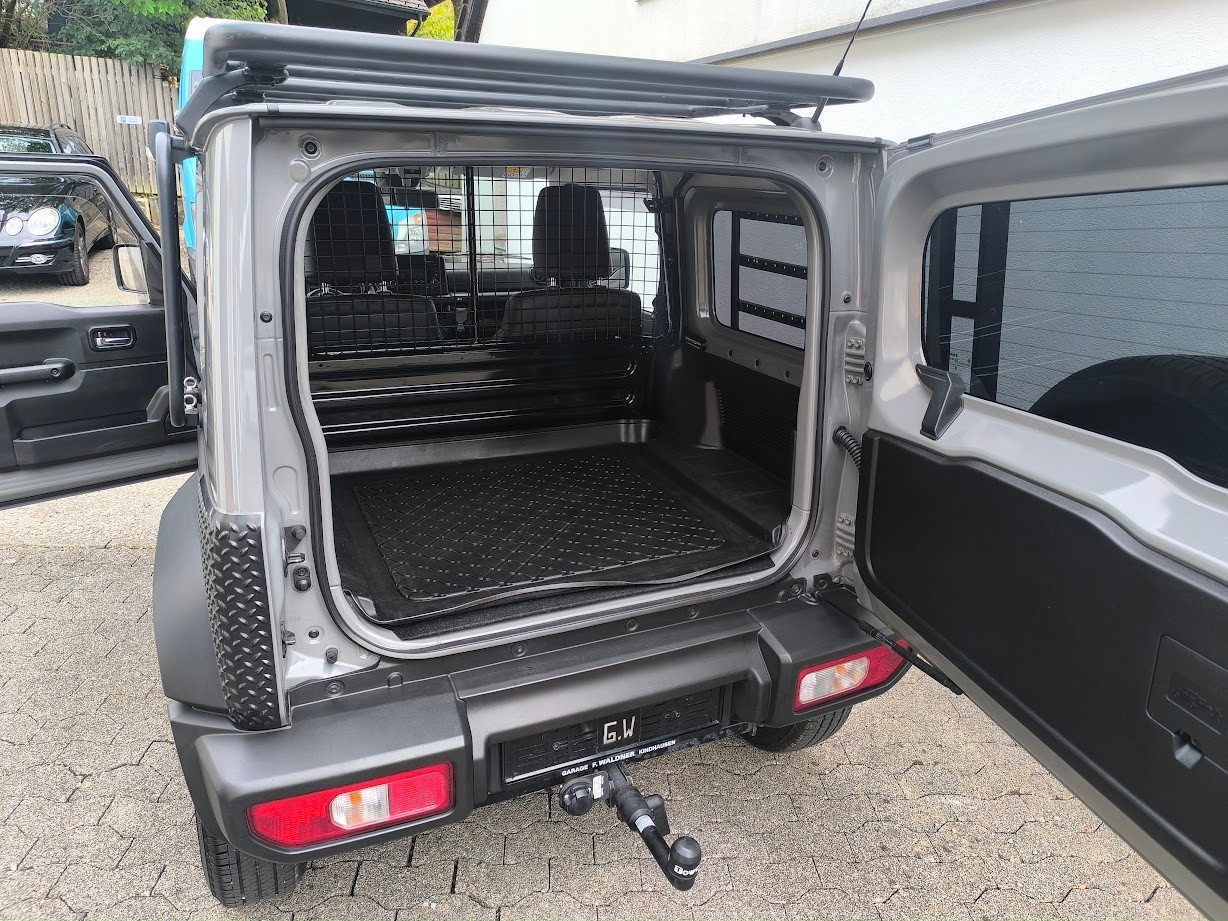 SUZUKI Jimny 1.5 Compact+ 4x4-image-7