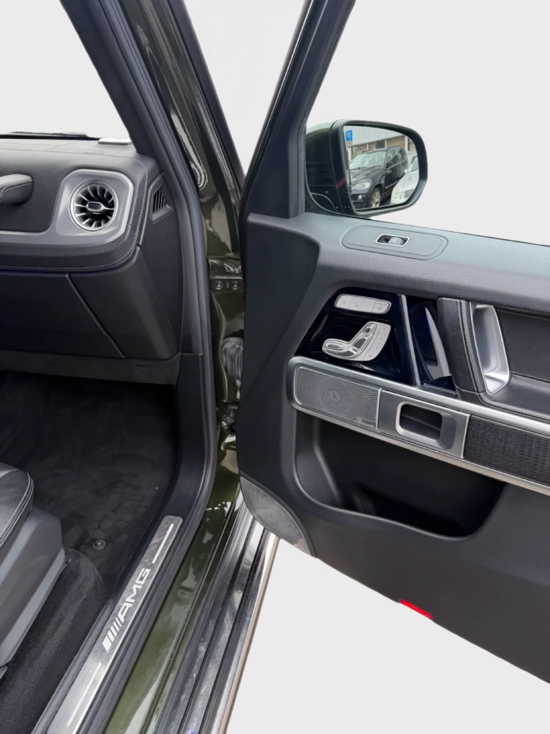 MERCEDES-BENZ G 63 AMG Speedshift Plus G-Tronic-image-17