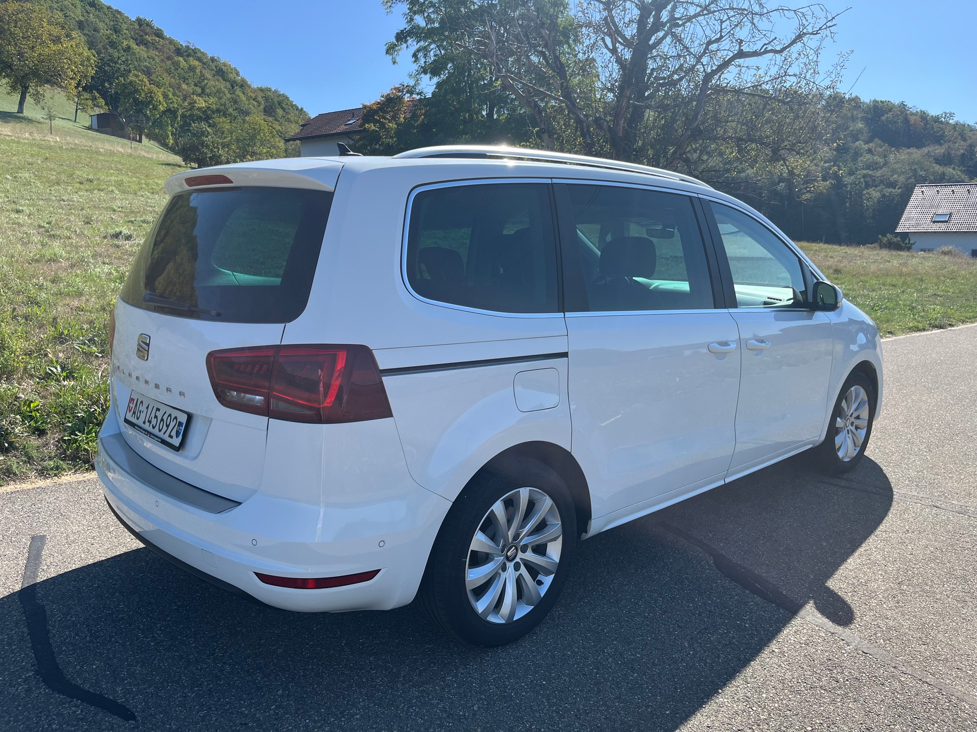 SEAT 2.0 TDI 184 Style Adv. DSG S/S-image-2