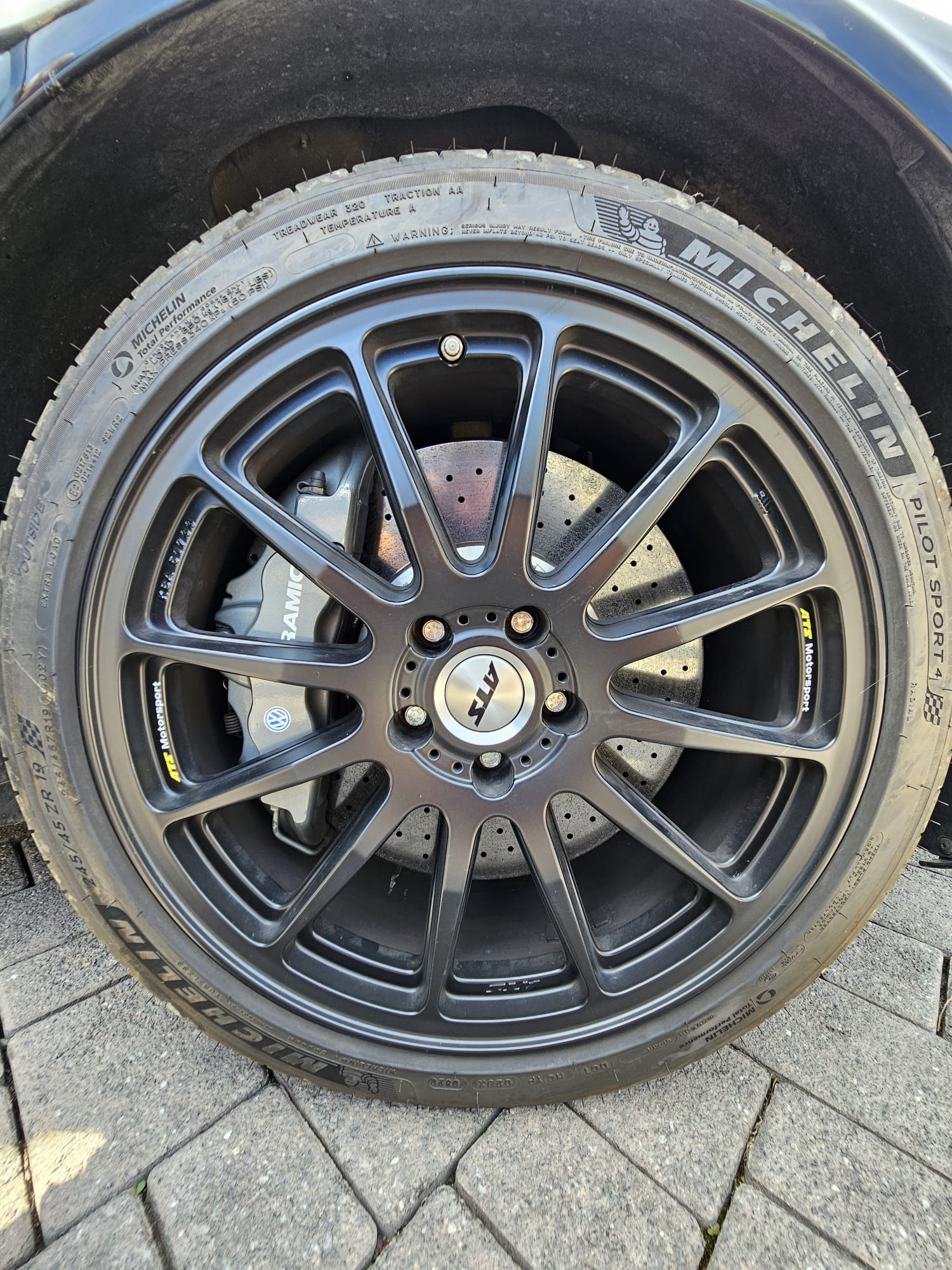 VW W12 LWB-image-7