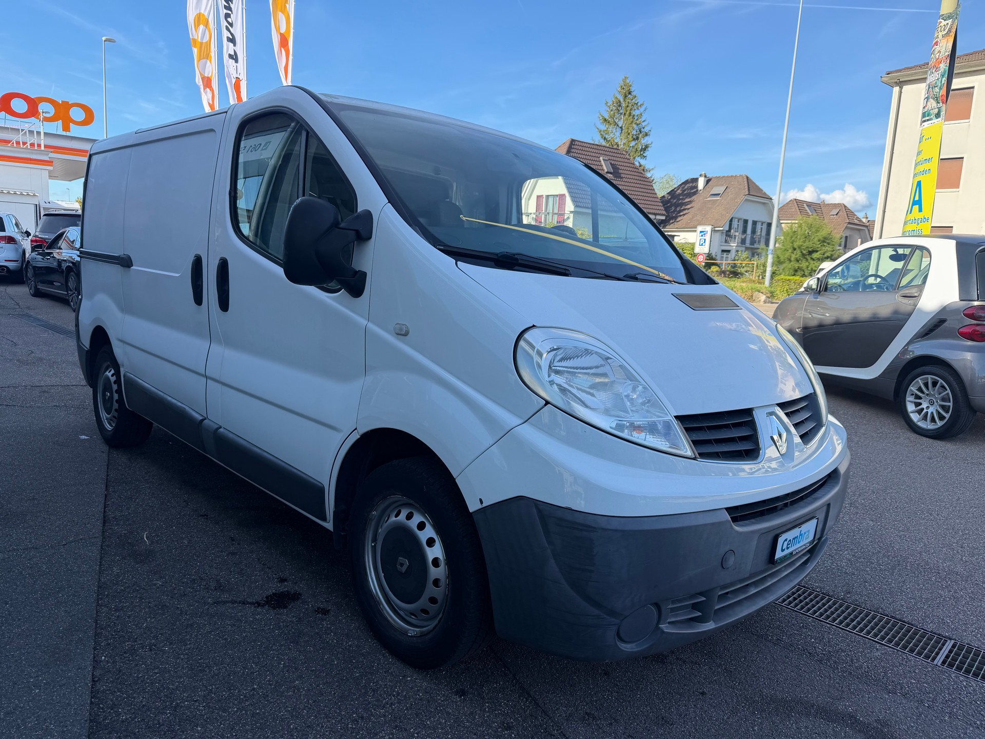 RENAULT Trafic 2.0 dCi 90 2.7t L1H1-image-6
