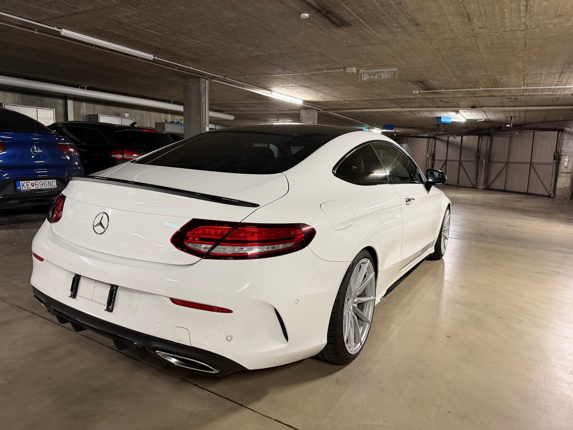 MERCEDES-BENZ C 300 AMG Line-image-2