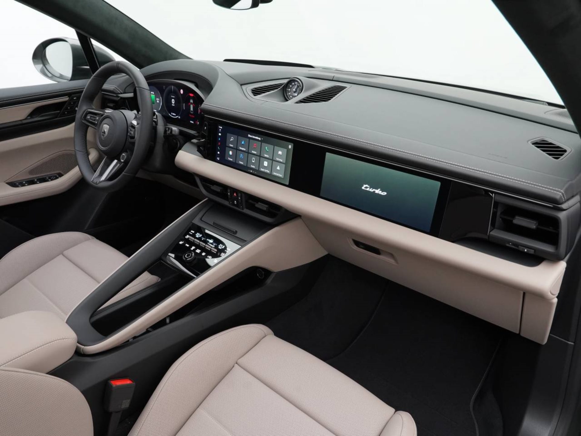 PORSCHE Macan Turbo-image-24