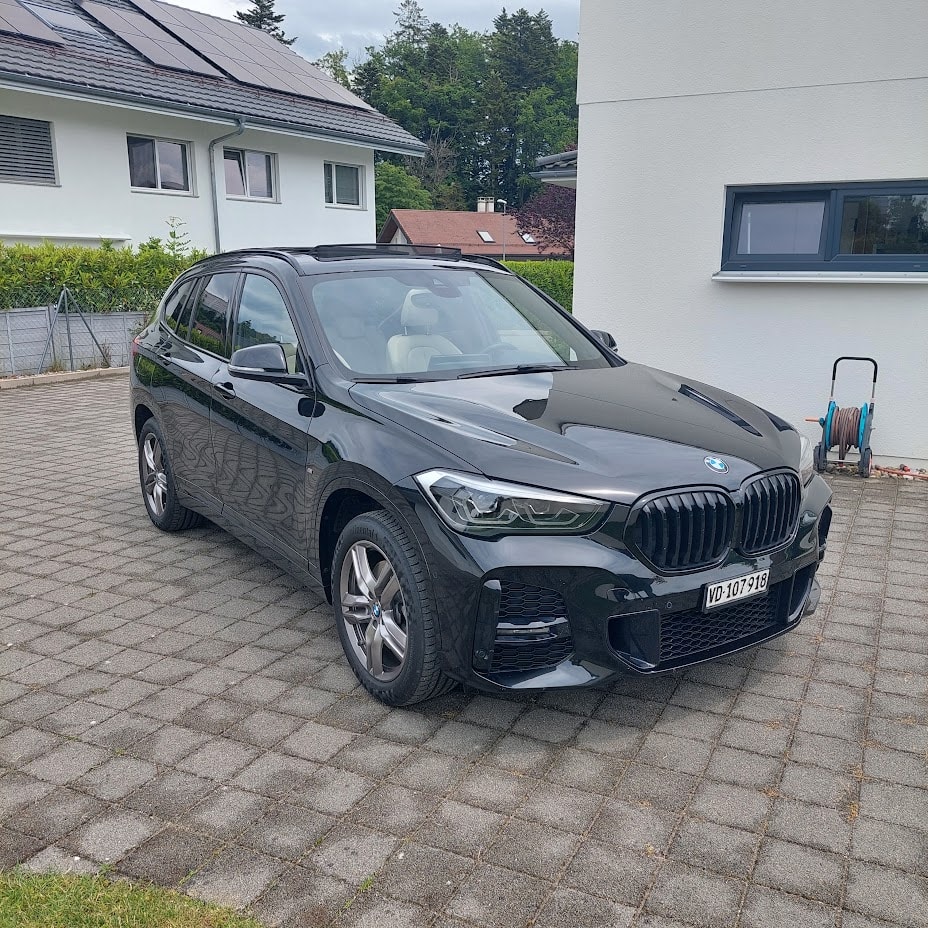 BMW 25i xDrive-image-1