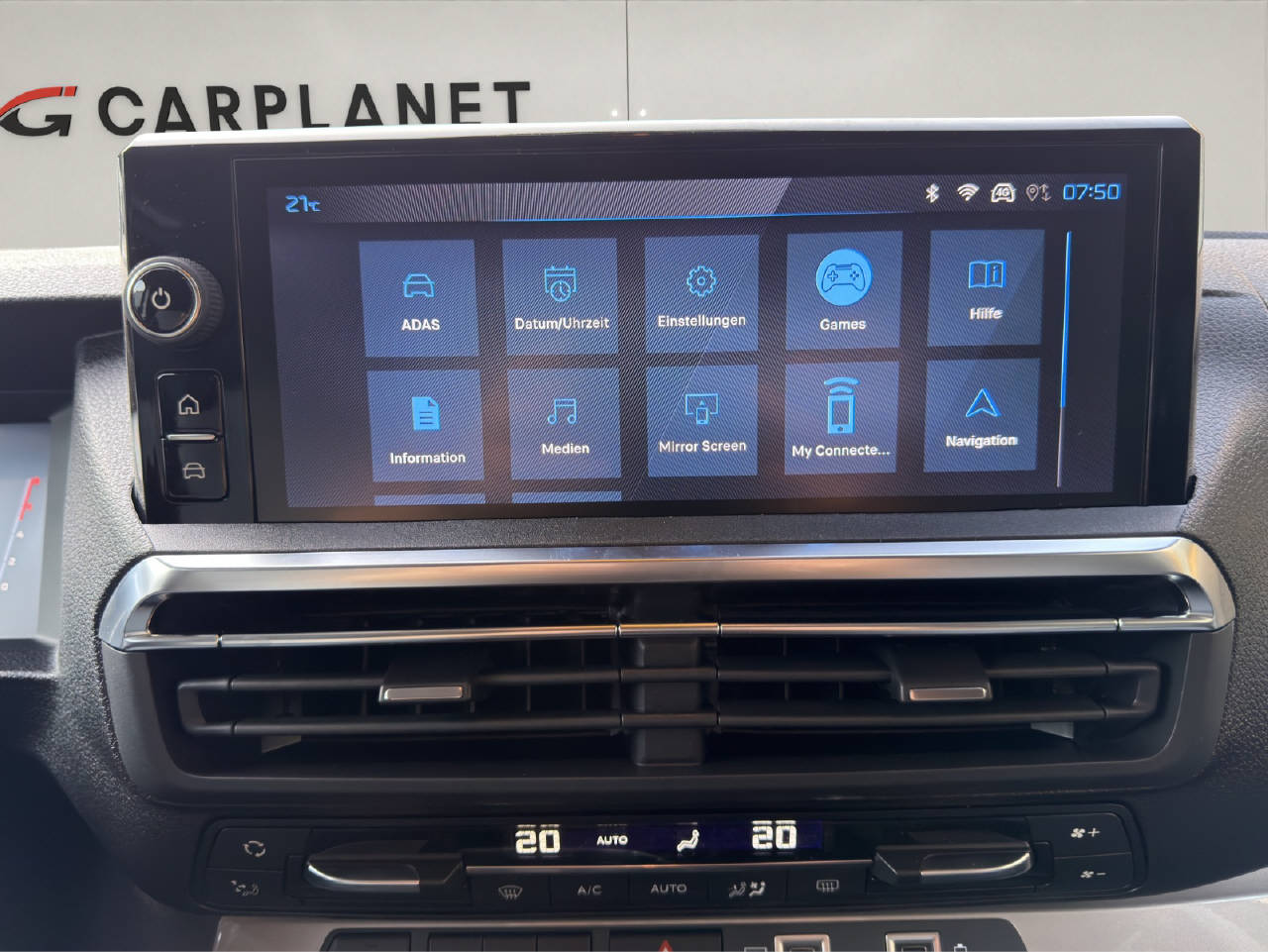 PEUGEOT Traveller Standard 2.2 BlueHDi Family Edition-image-6