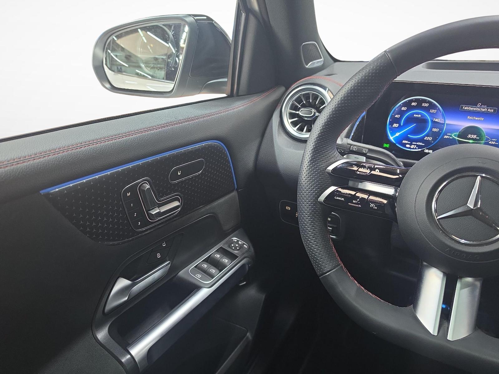 MERCEDES-BENZ EQB 350 4MATIC Excellence AMG Line-image-6