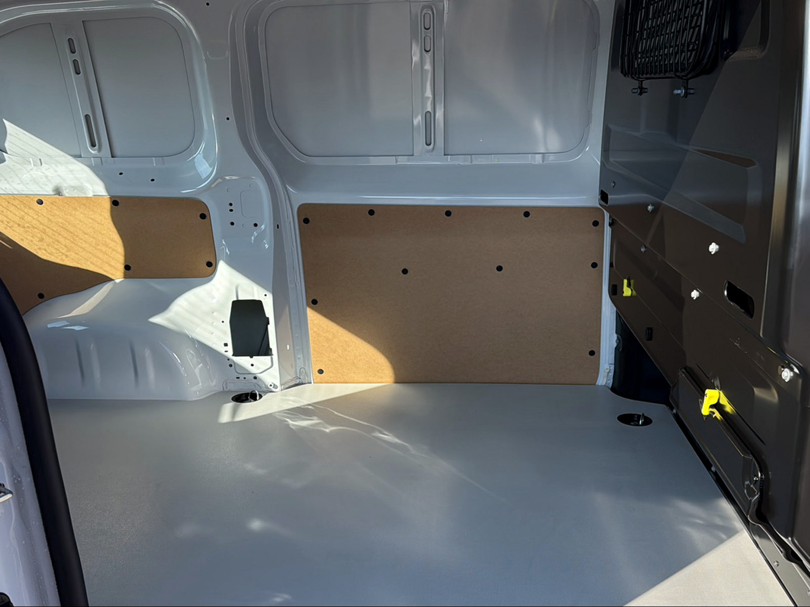 PEUGEOT Expert 1.5 BlueHDi 120 S&S Standard-image-7