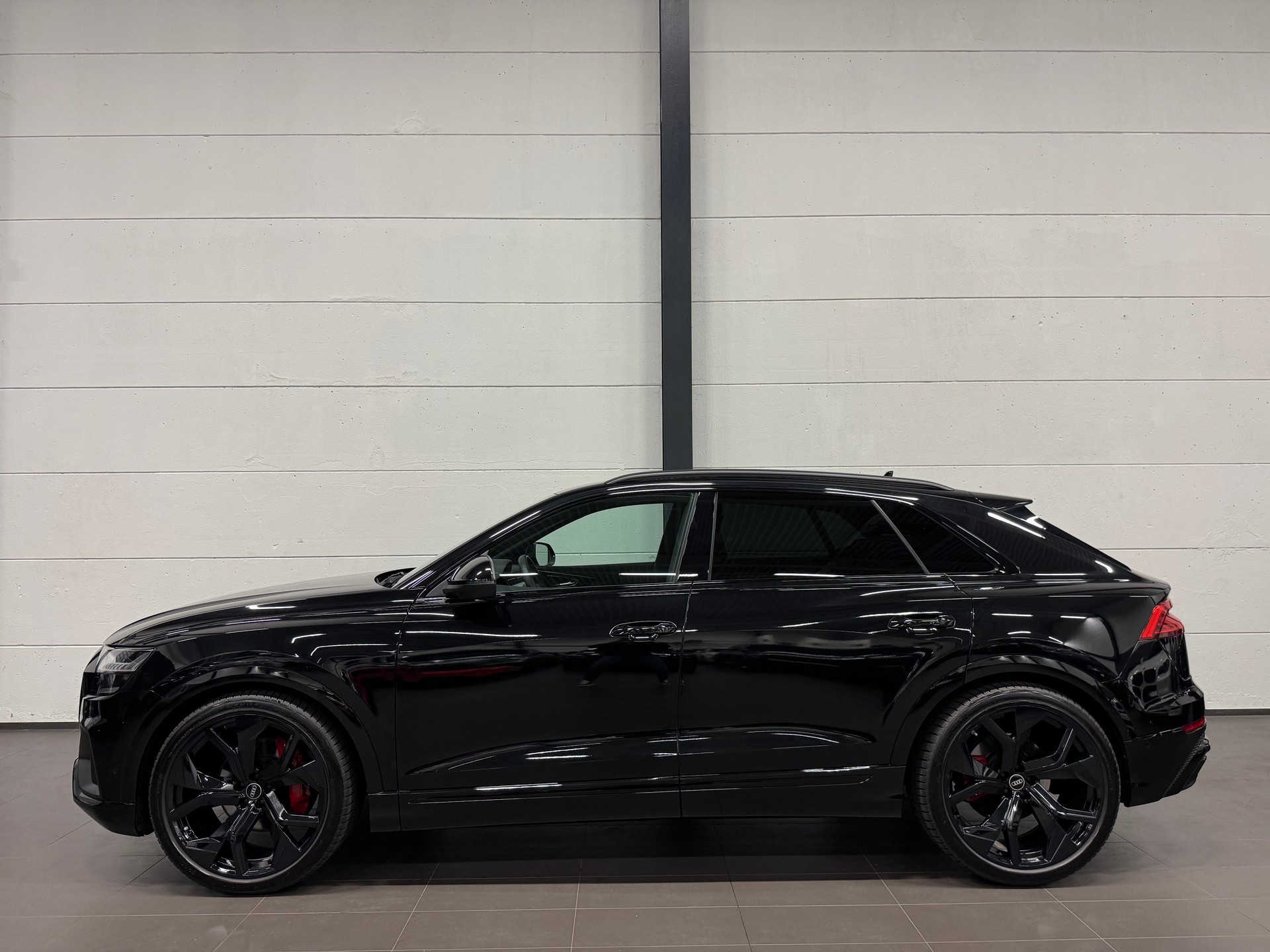 AUDI Q8 50 TDI Black Edition quattro tiptronic S LINE CH Fahrzeug-image-9